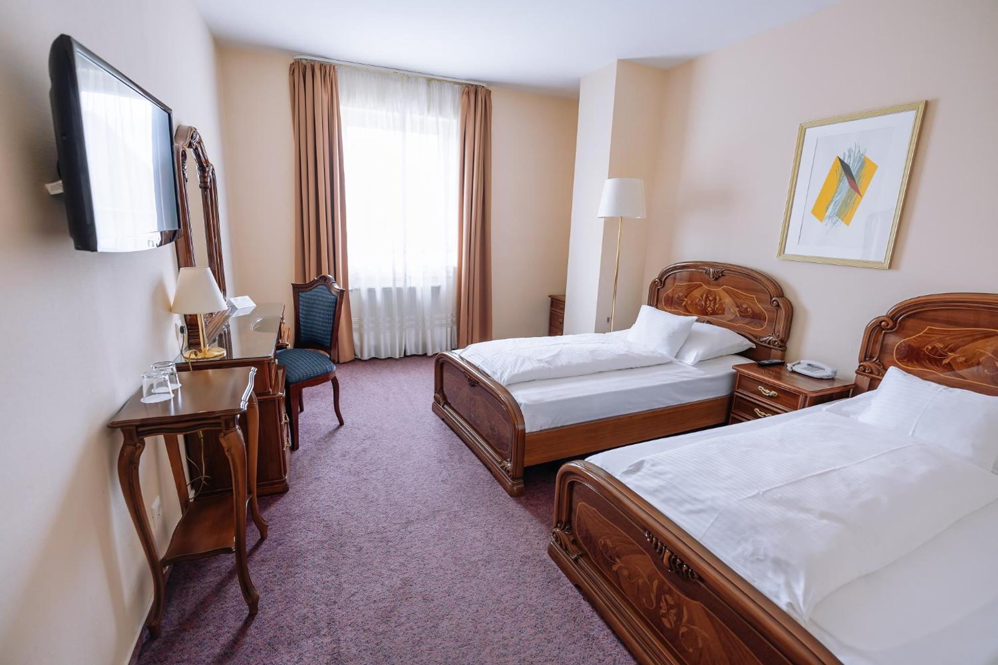 Business Twin Room