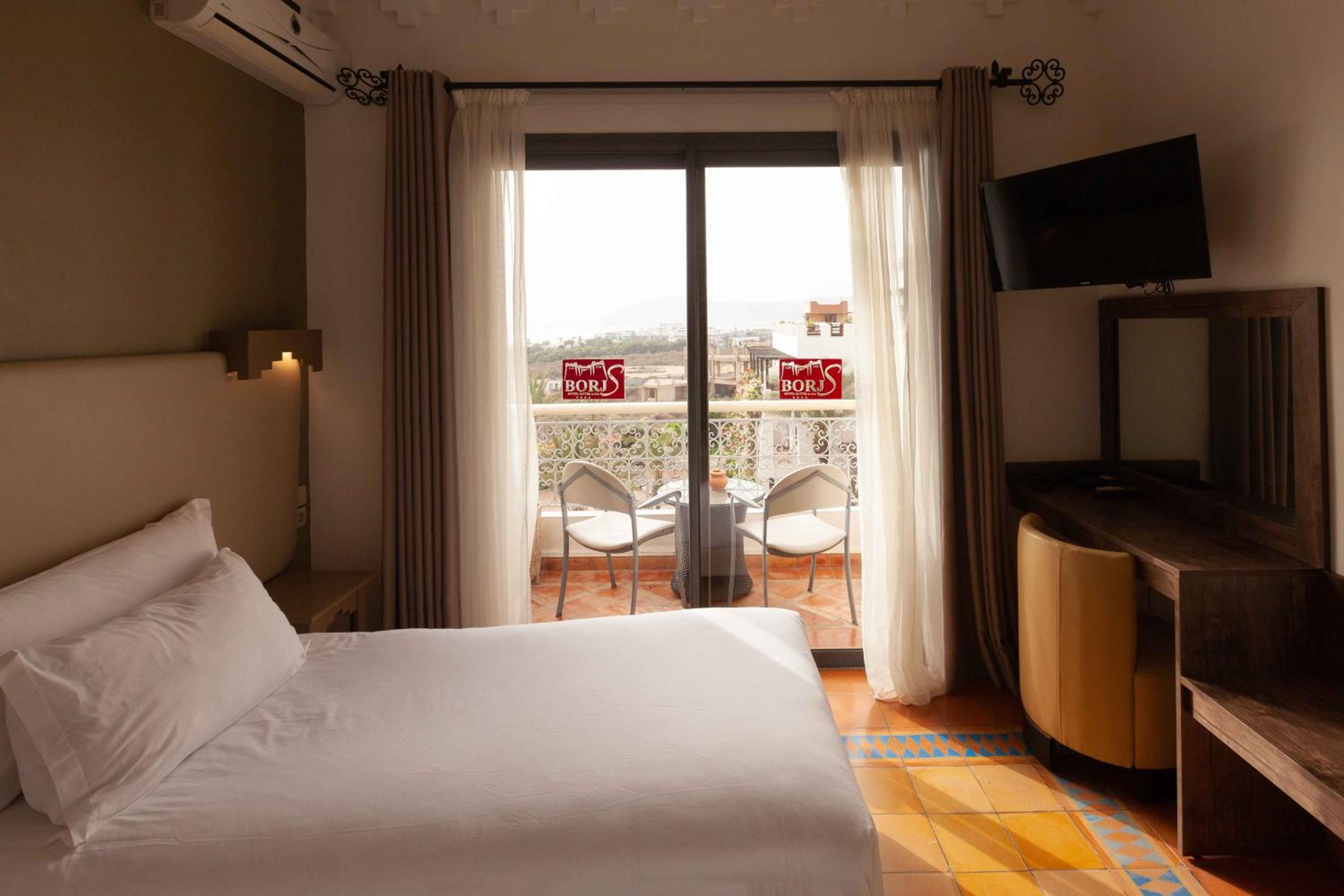 Double Room with Sea View photo 2