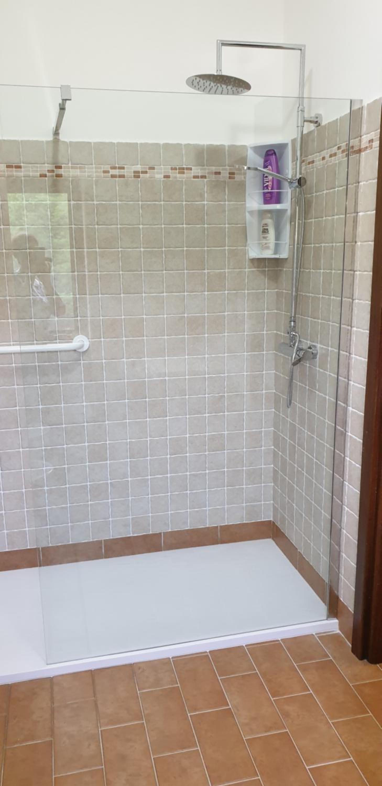Deluxe Double Room with Shower photo 2