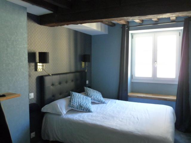 Standard Apartment - Photo 2