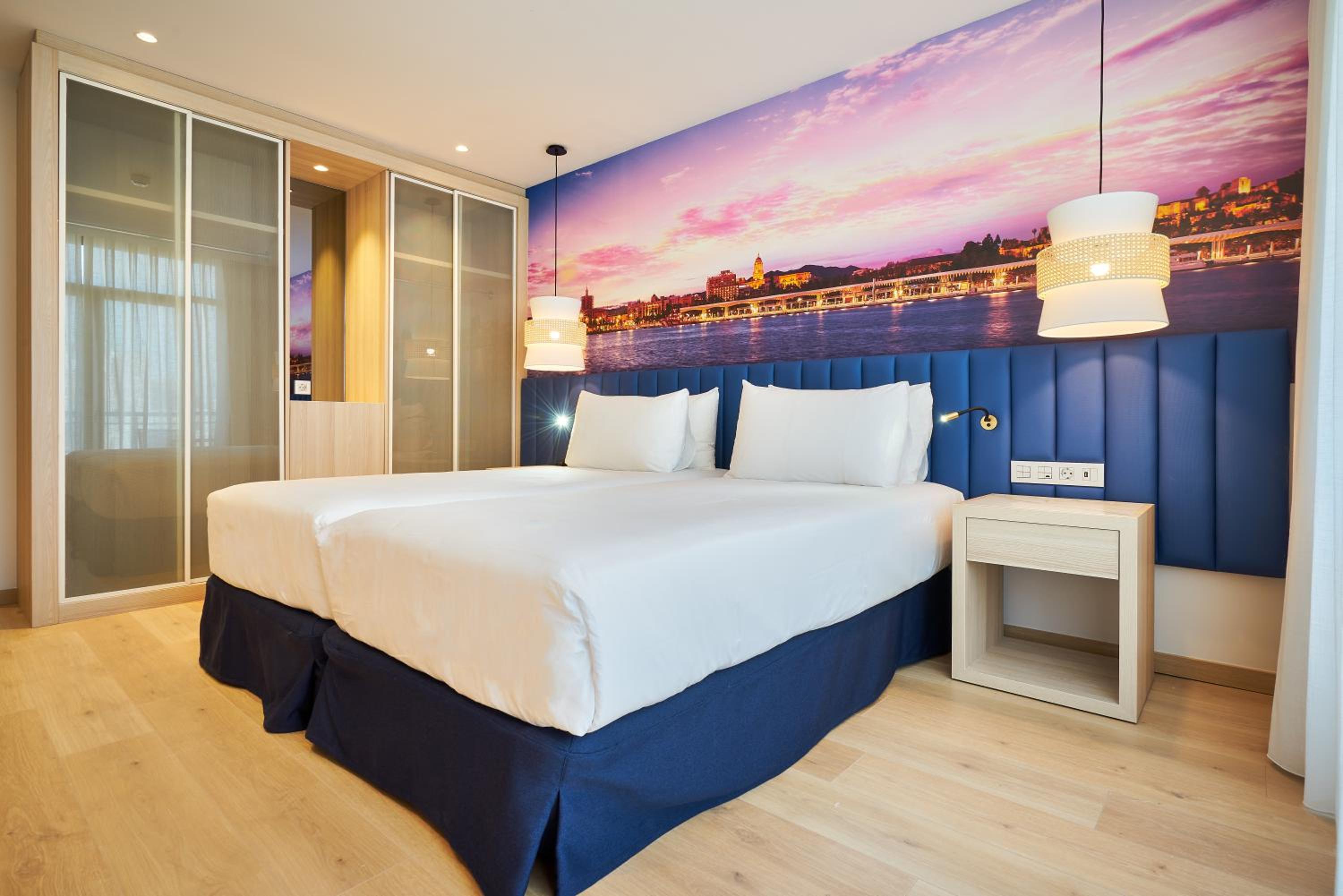 Superior Double Room with Terrace thumbnail 6