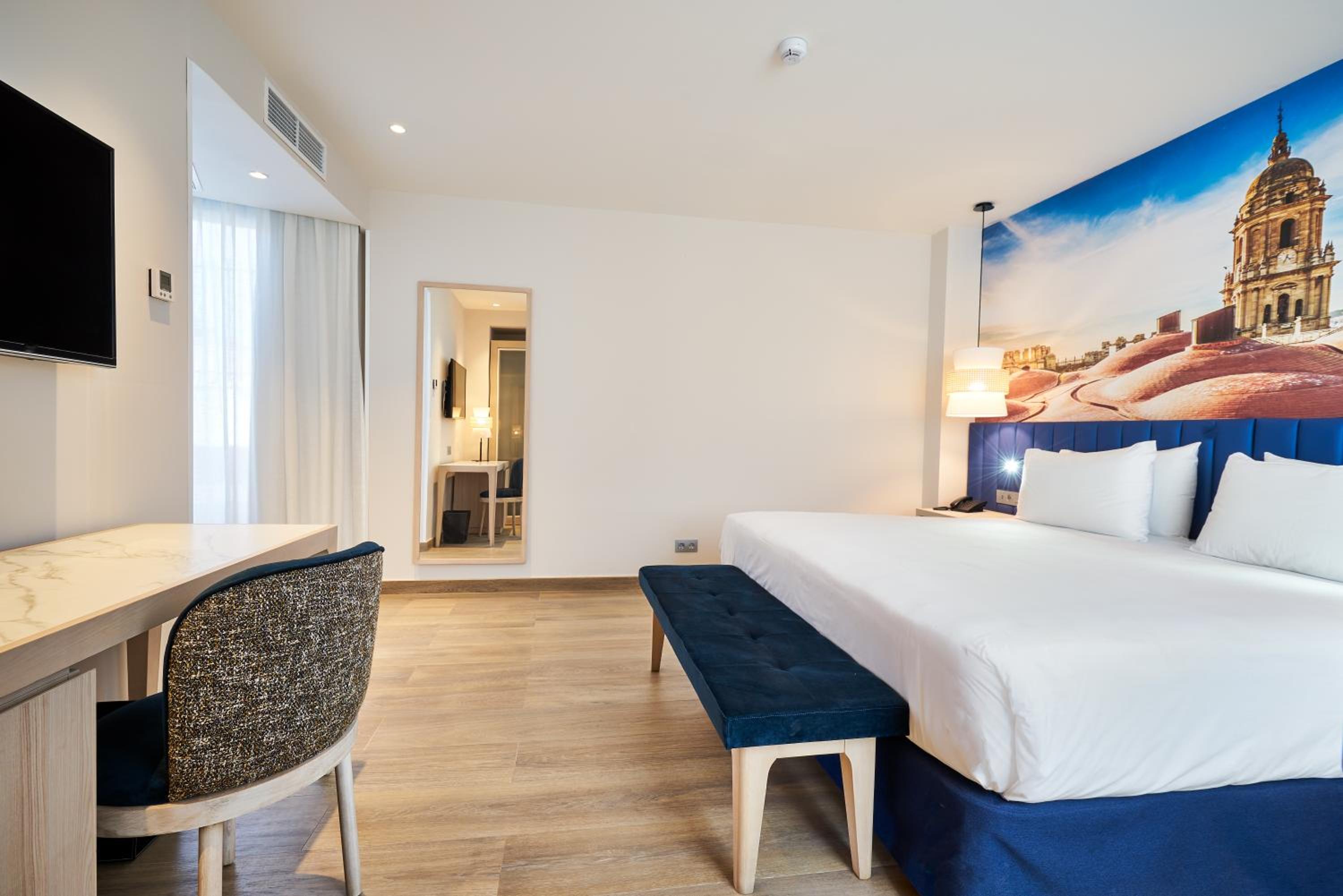 Double Room - Photo 13