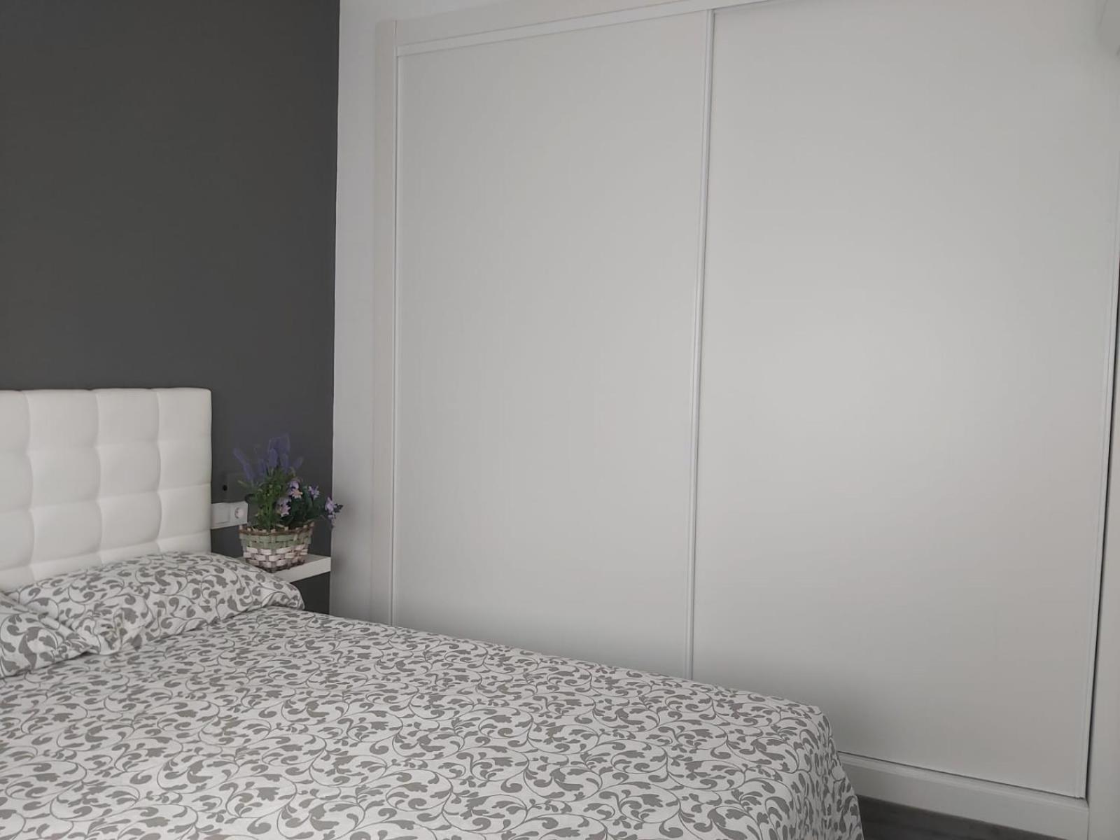 One-Bedroom Apartment - Photo 6