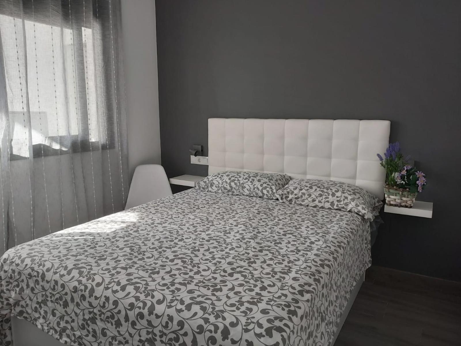 One-Bedroom Apartment - Photo 9