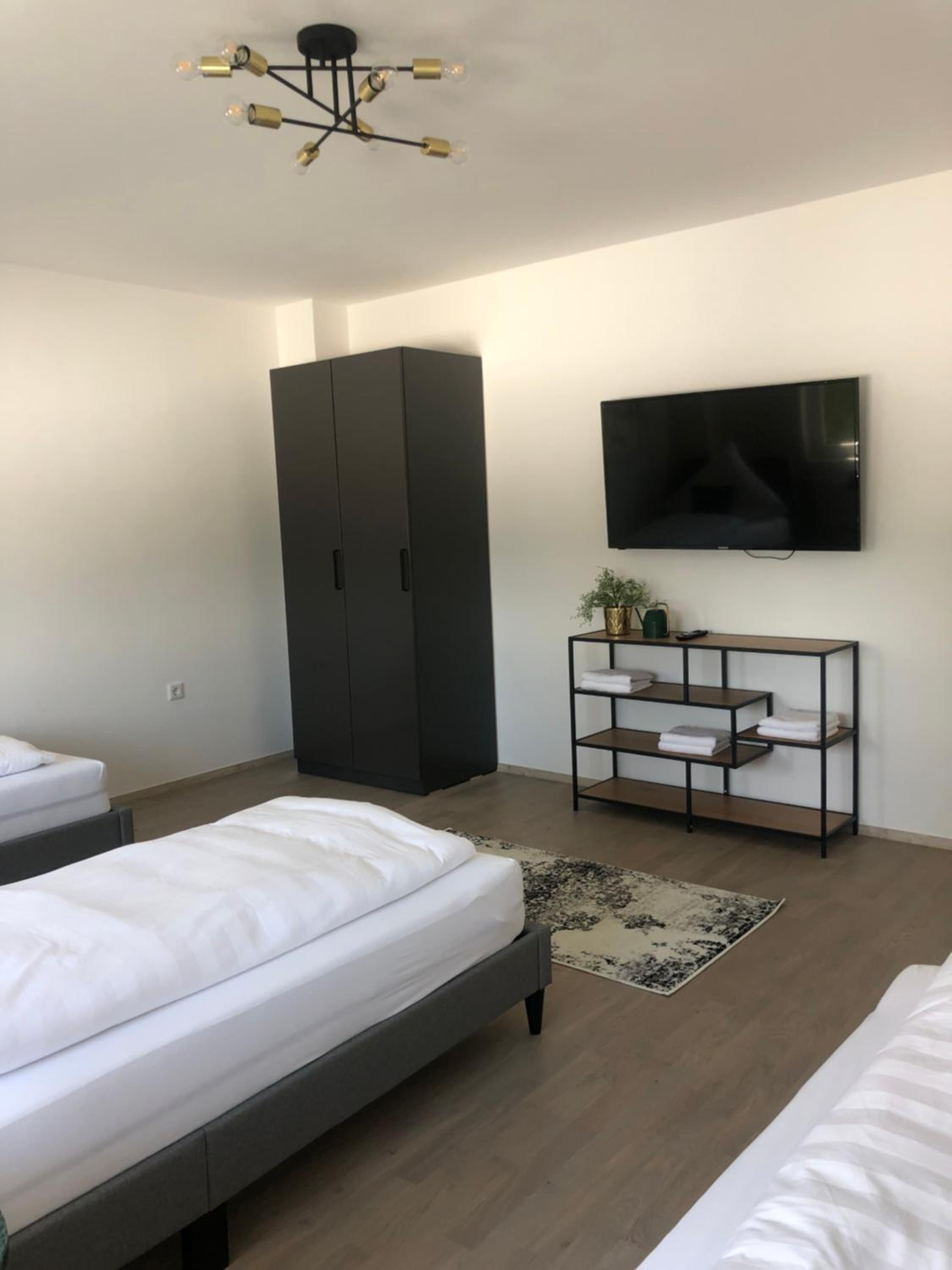 Two-Bedroom Apartment - Photo 3