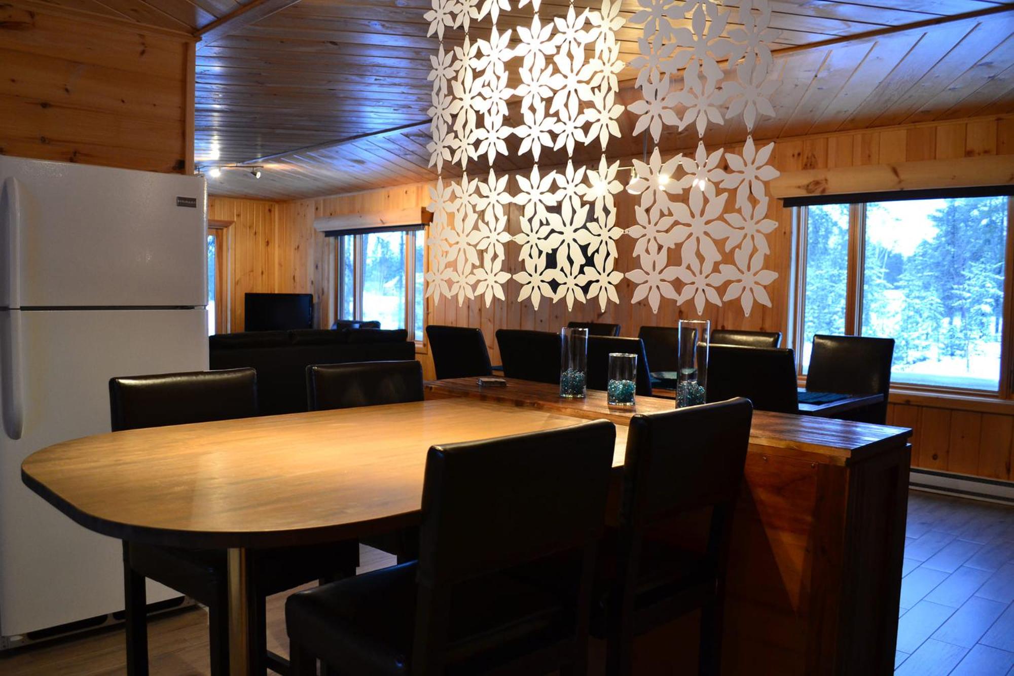 Superior Chalet - Photo 3