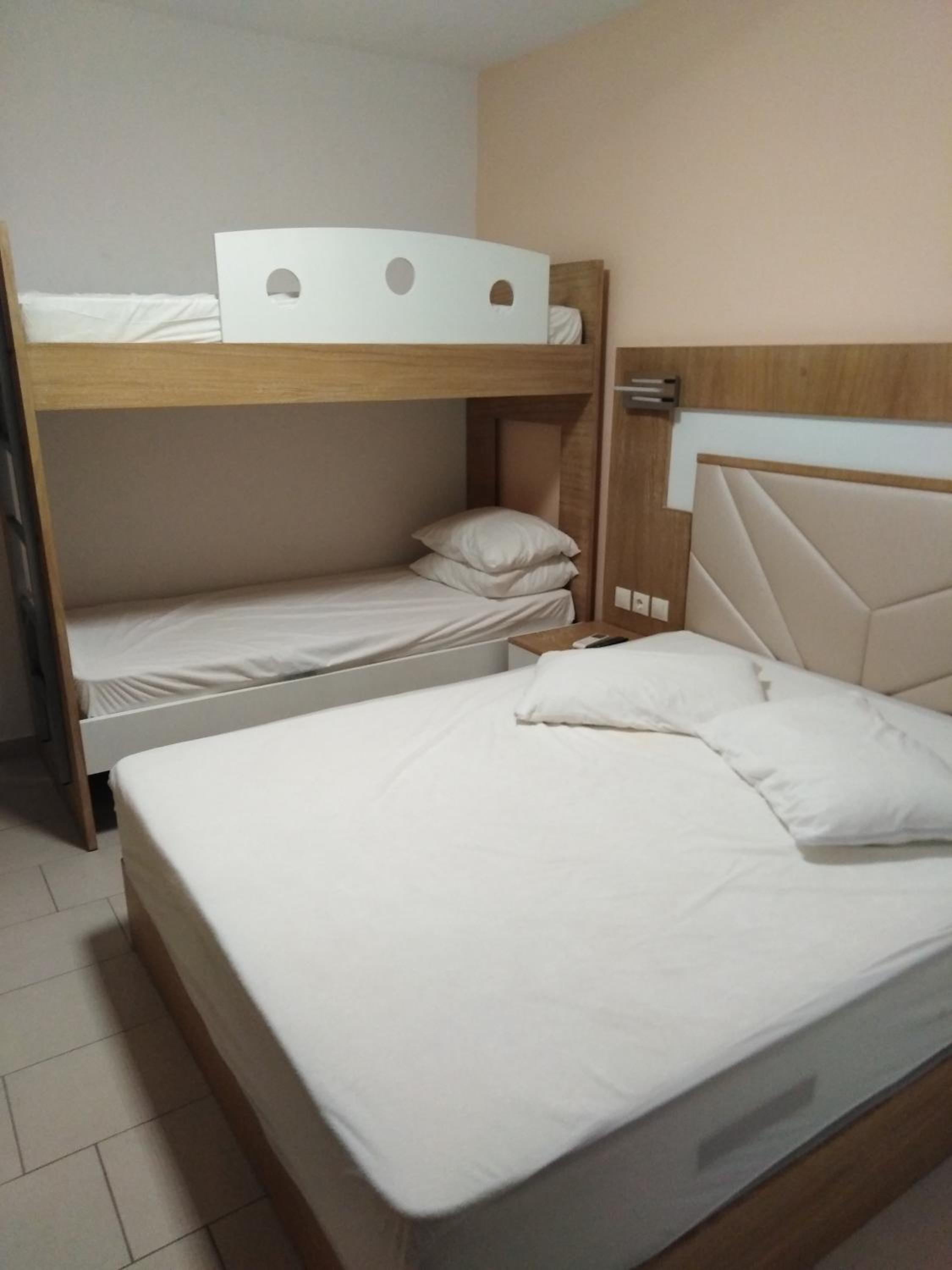 Quadruple Room photo 2
