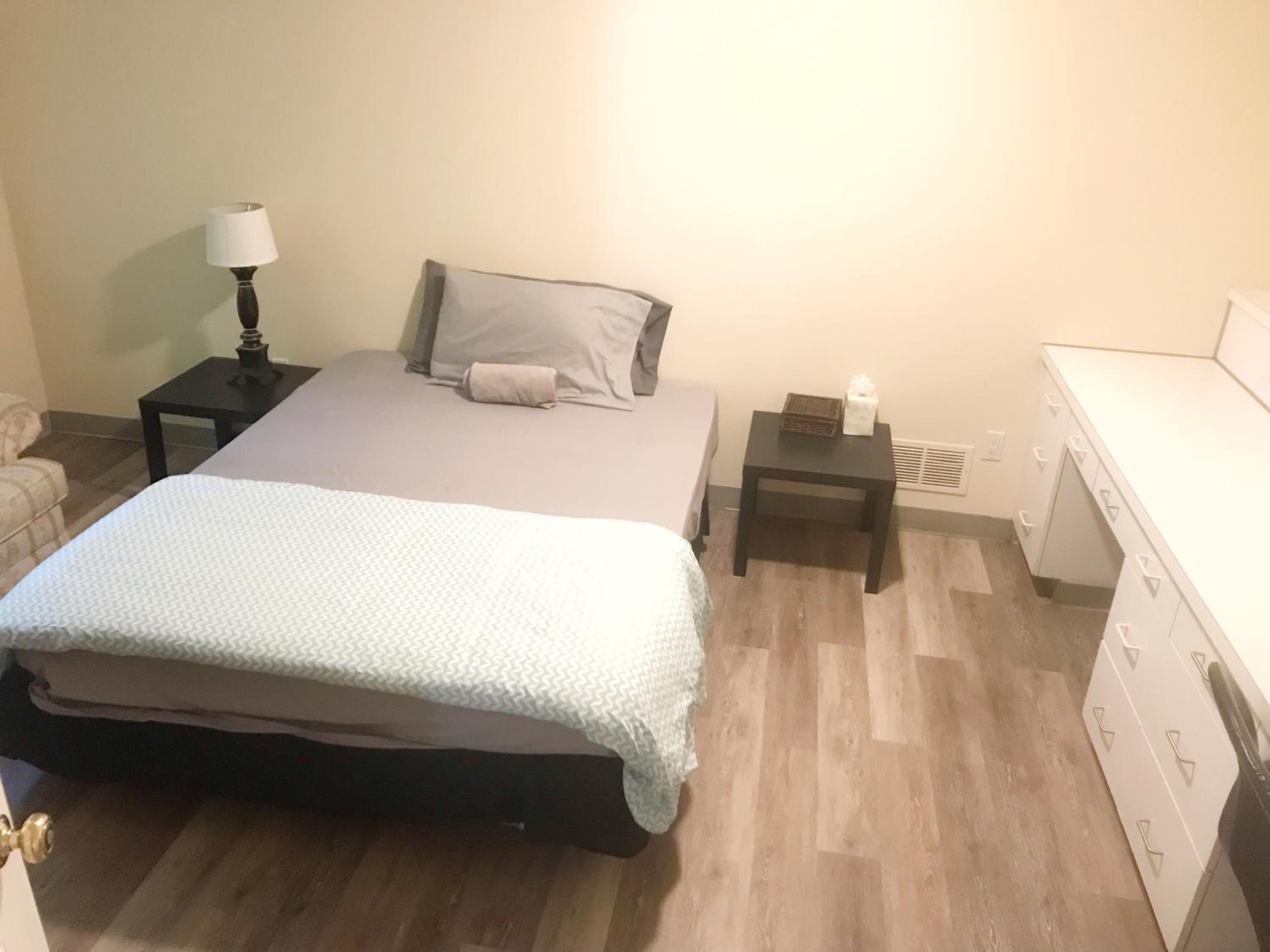 Double Room with Shared Bathroom photo 3