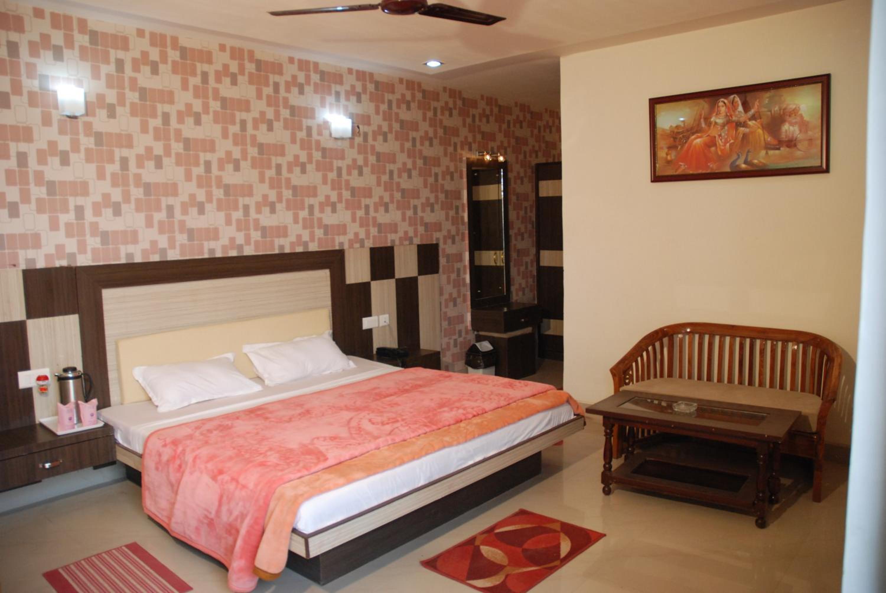 Super Deluxe Double Room photo 1