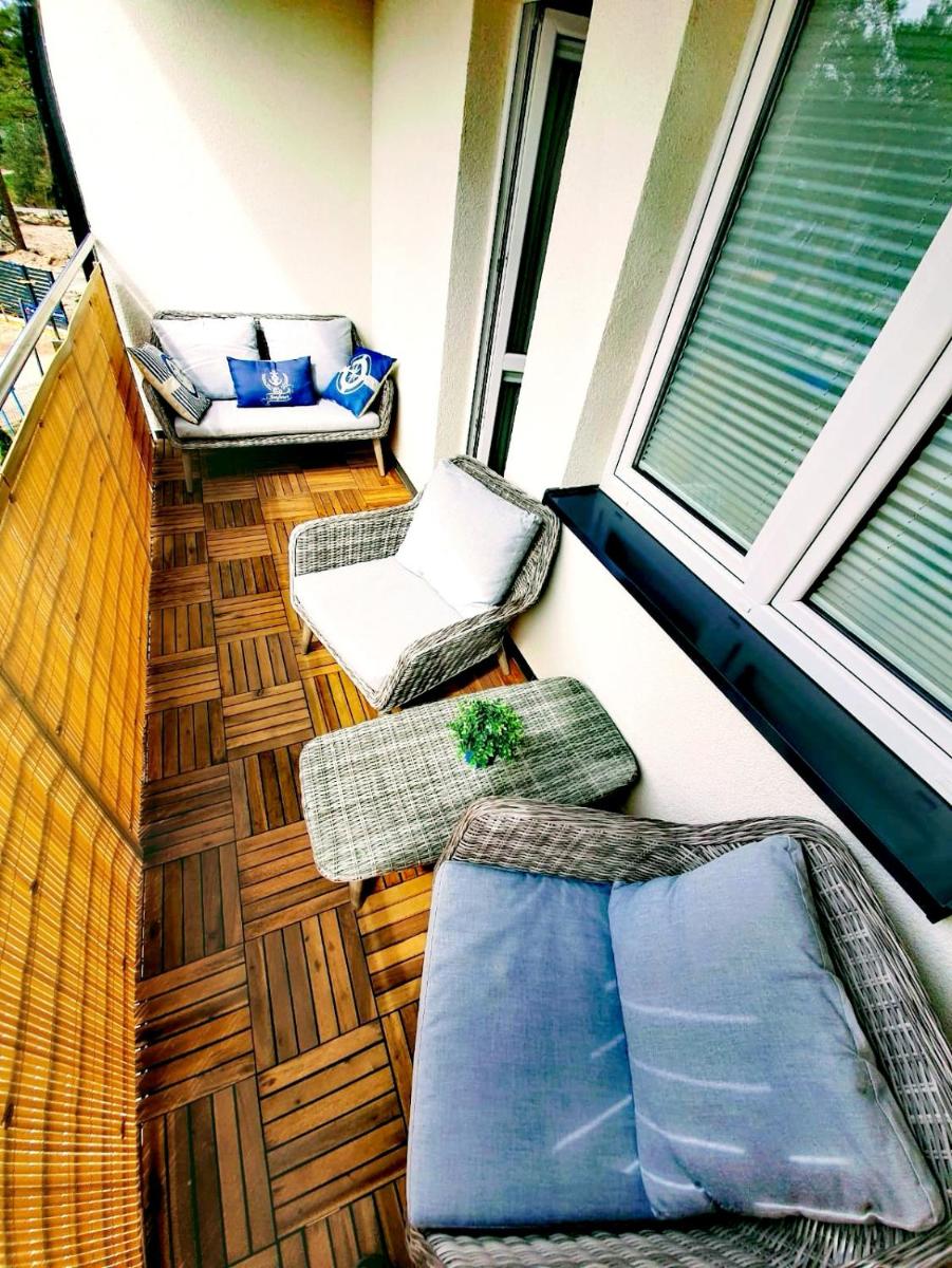 Apartment with Balcony photo 1