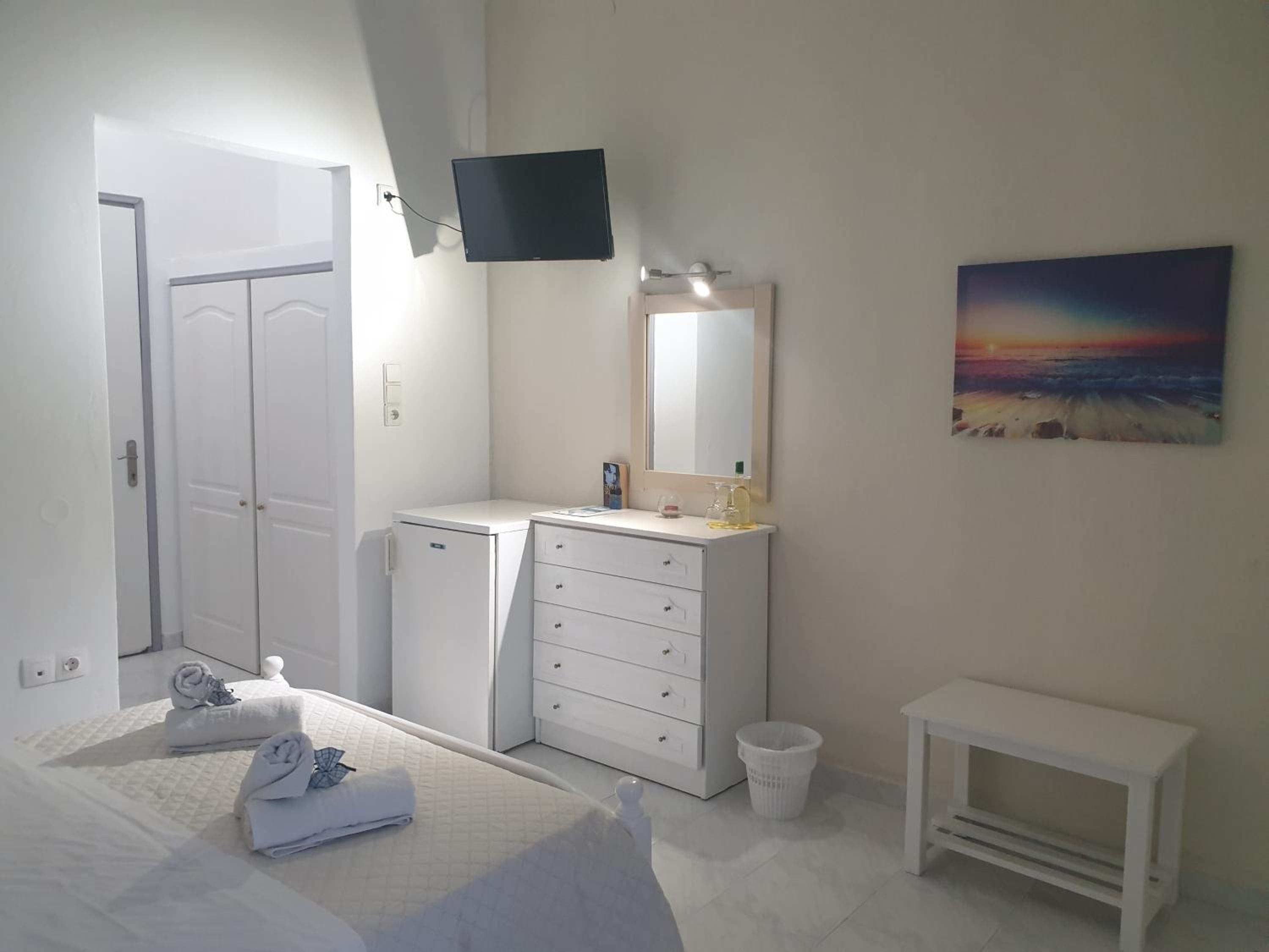 Quadruple Room with Mountain View - Photo 1