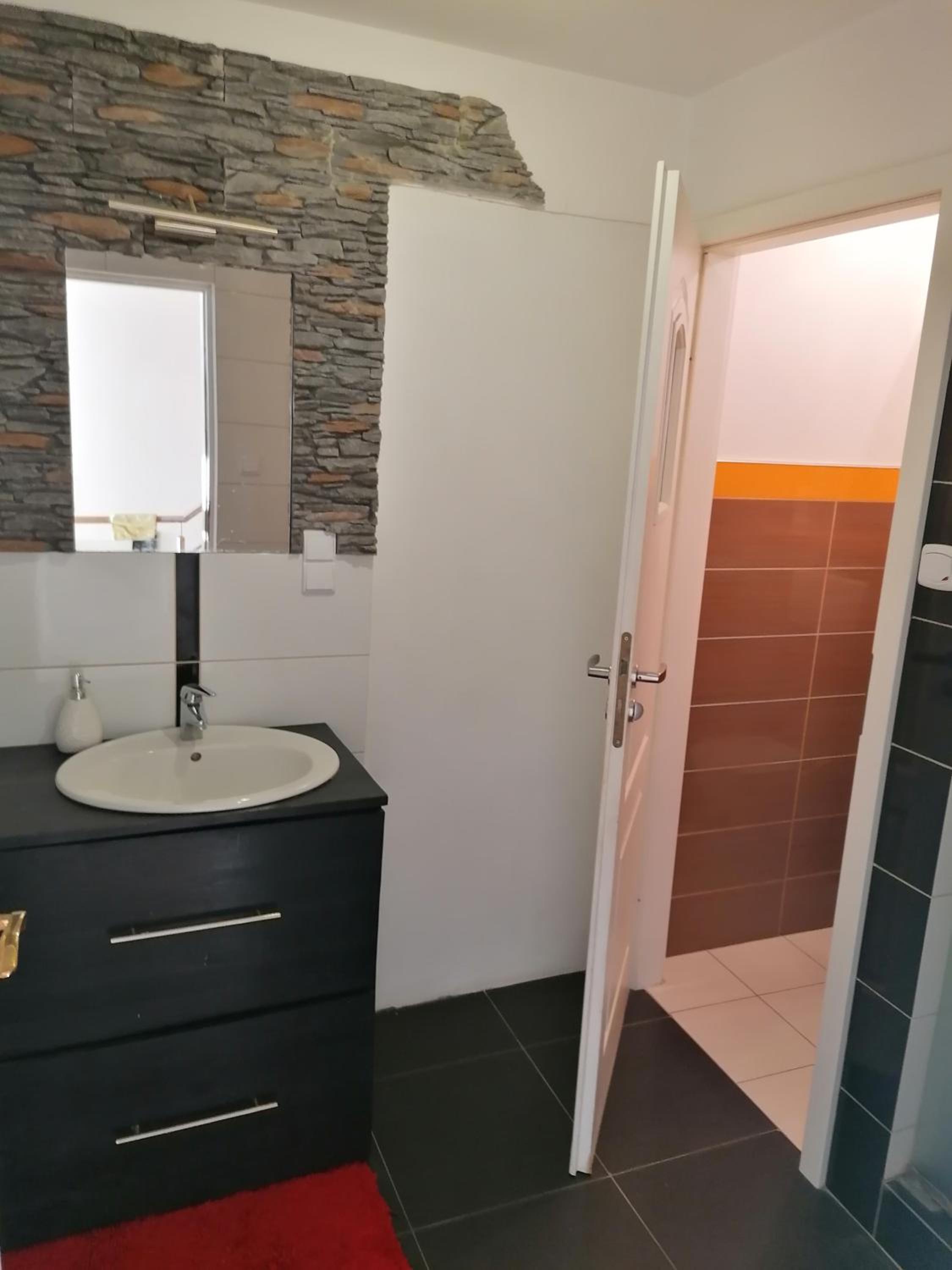Triple Room - Photo 1