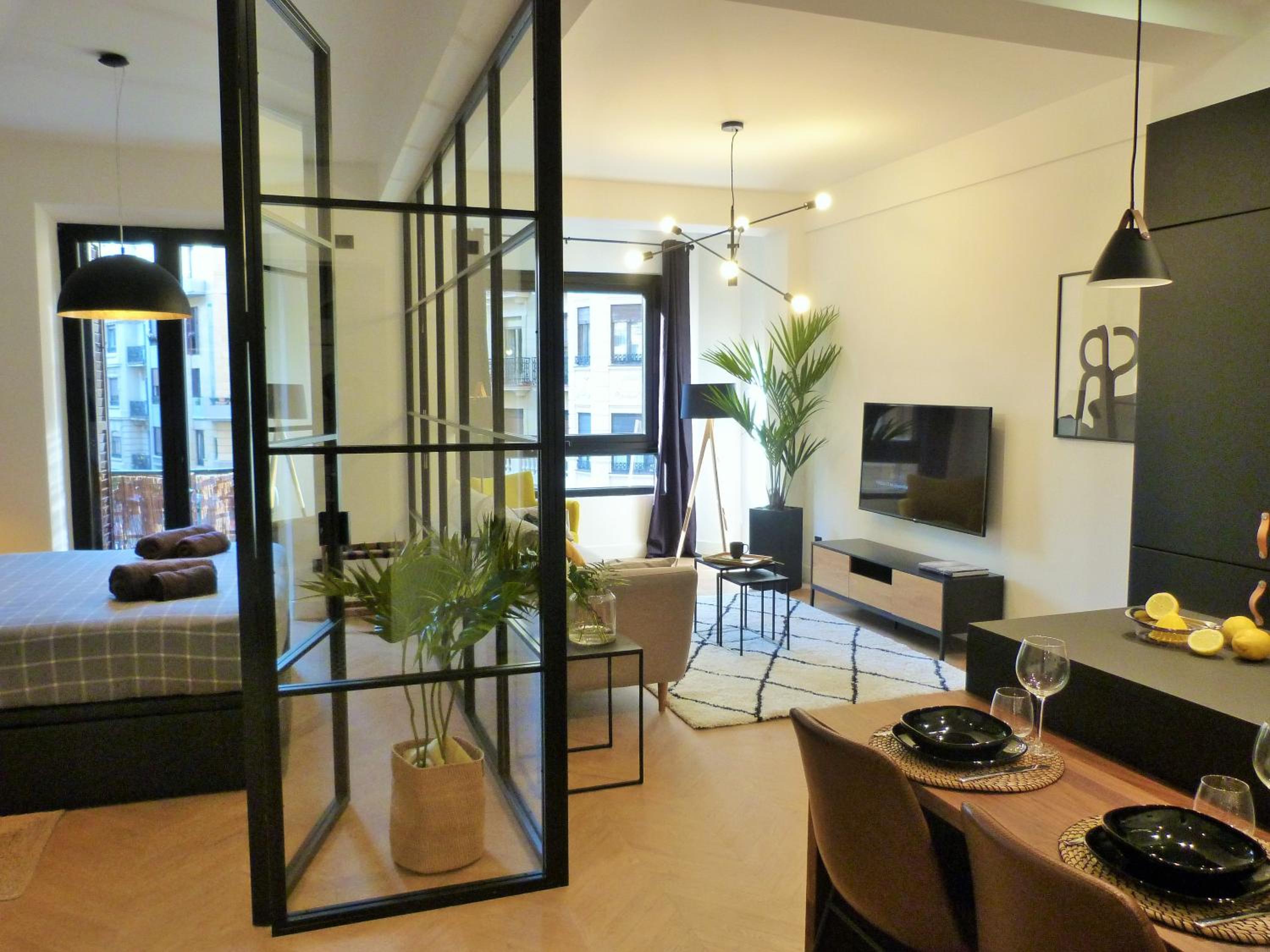 One-Bedroom Apartment - Photo 13
