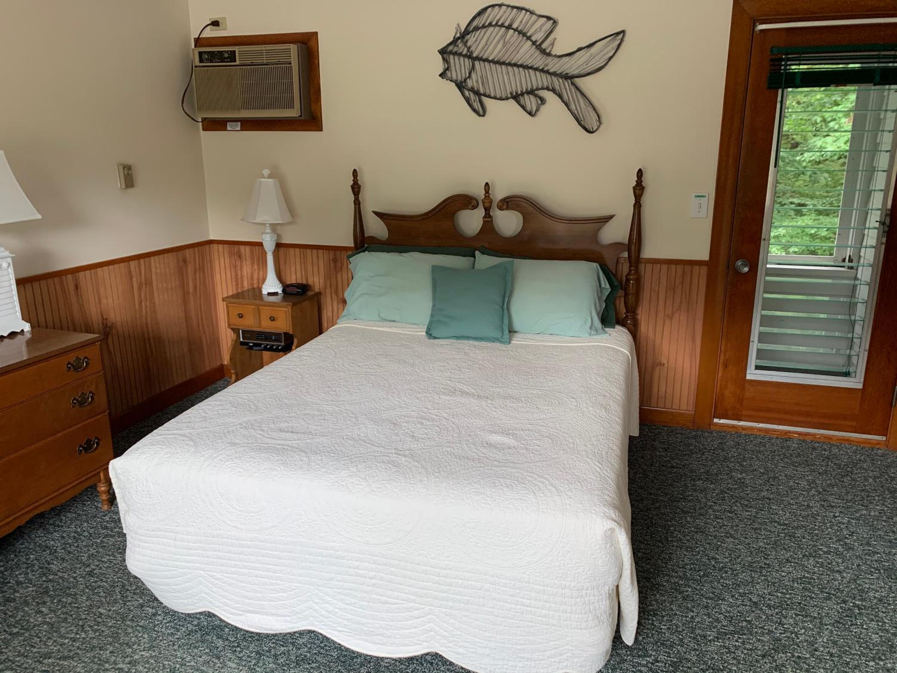 Deluxe King Room - Photo 1