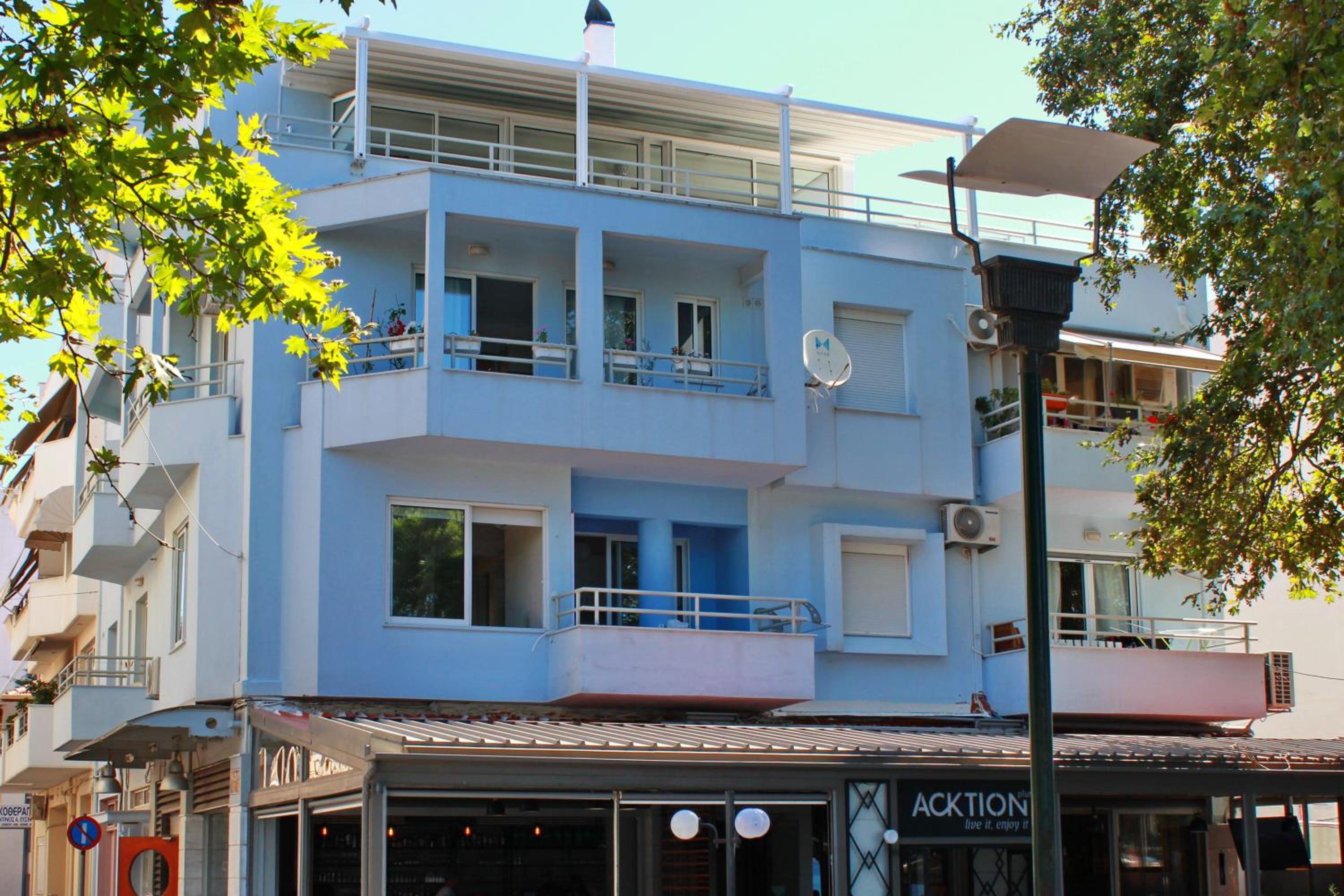 Apartment with Terrace photo 2