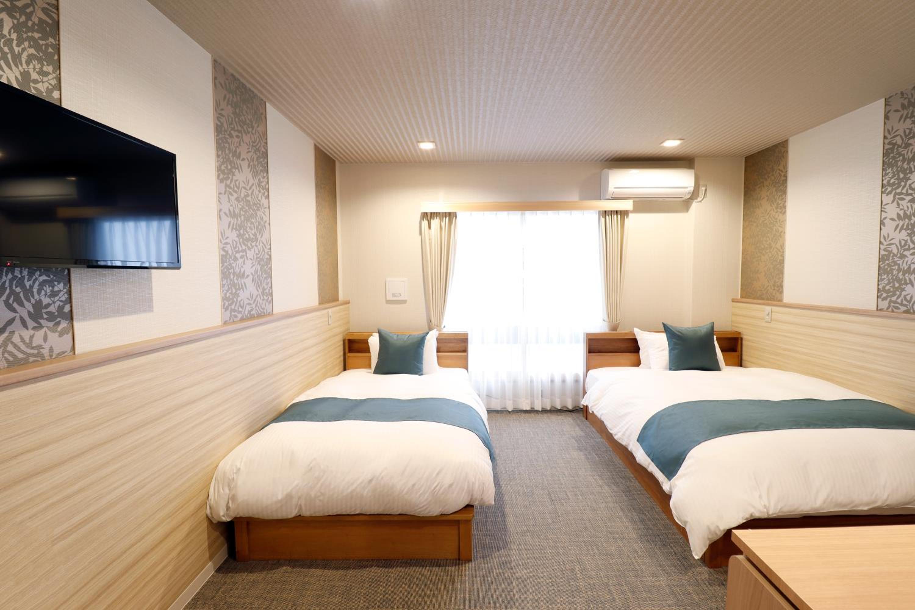 Comfort Triple Room - Photo 18