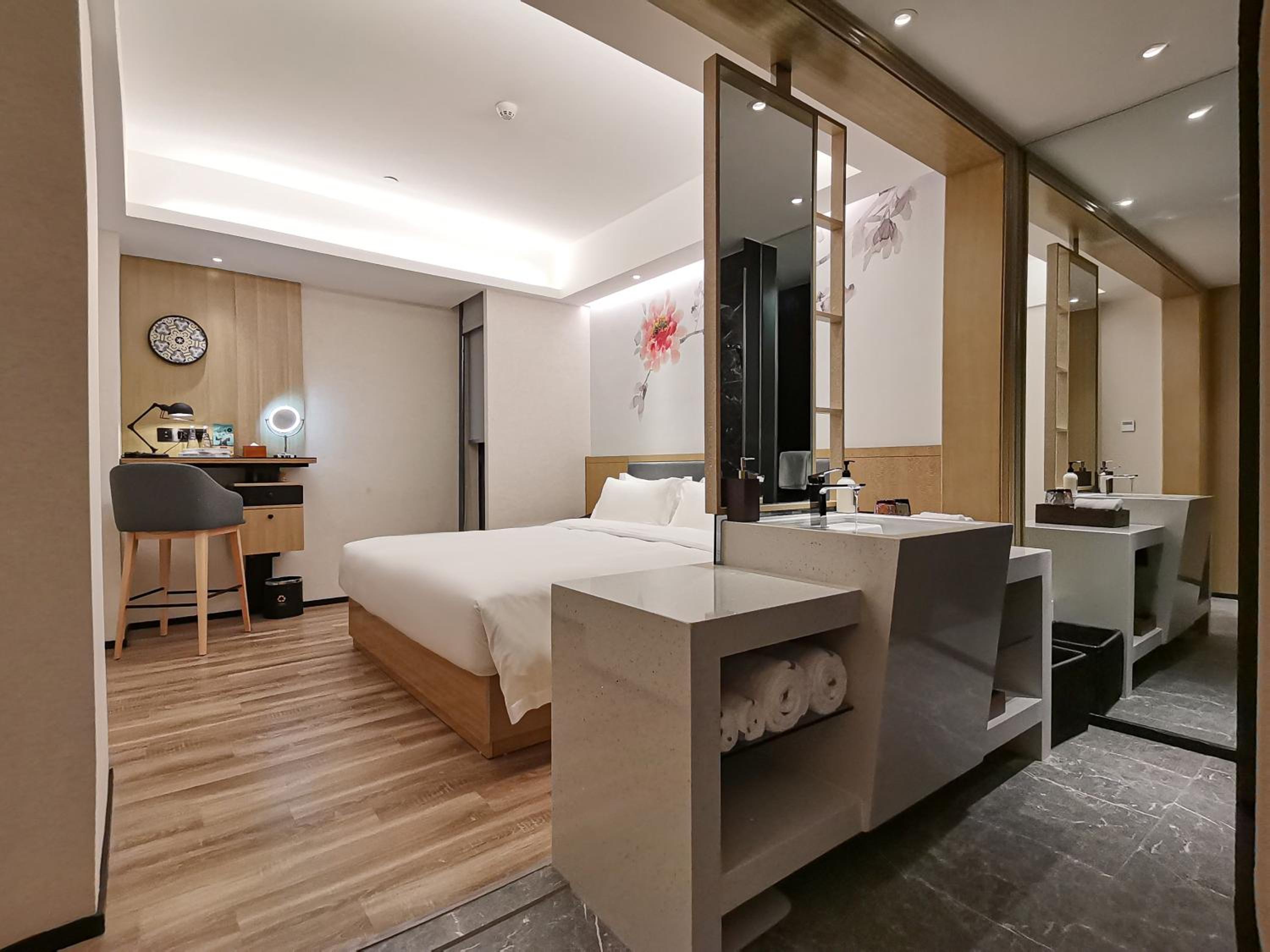 Economy Double Room photo 1