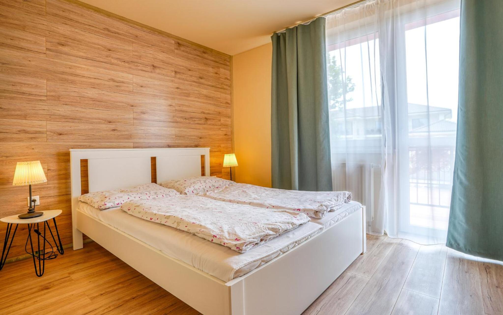 Double Room with Balcony - Photo 1
