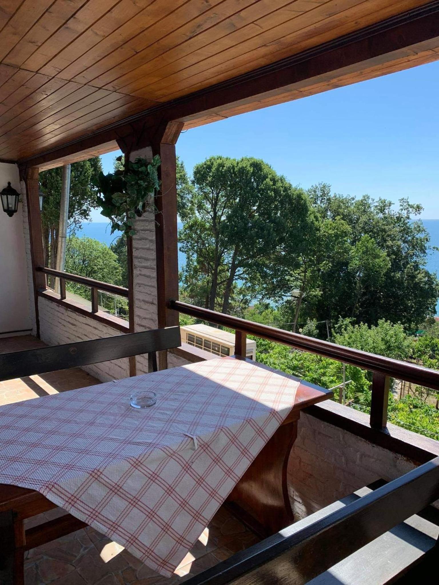 Apartment With Sea View photo 3