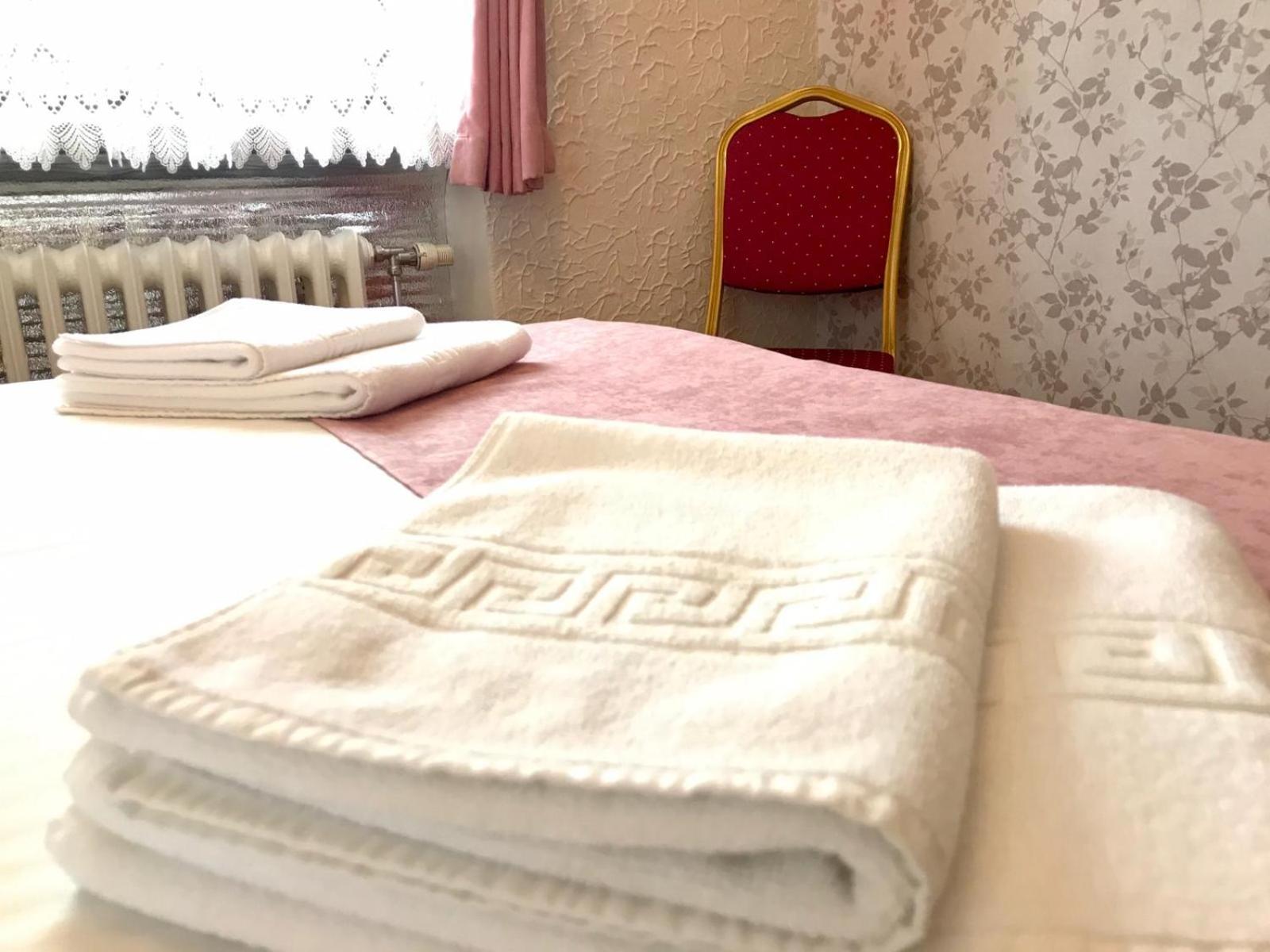 Double Room - Photo 4