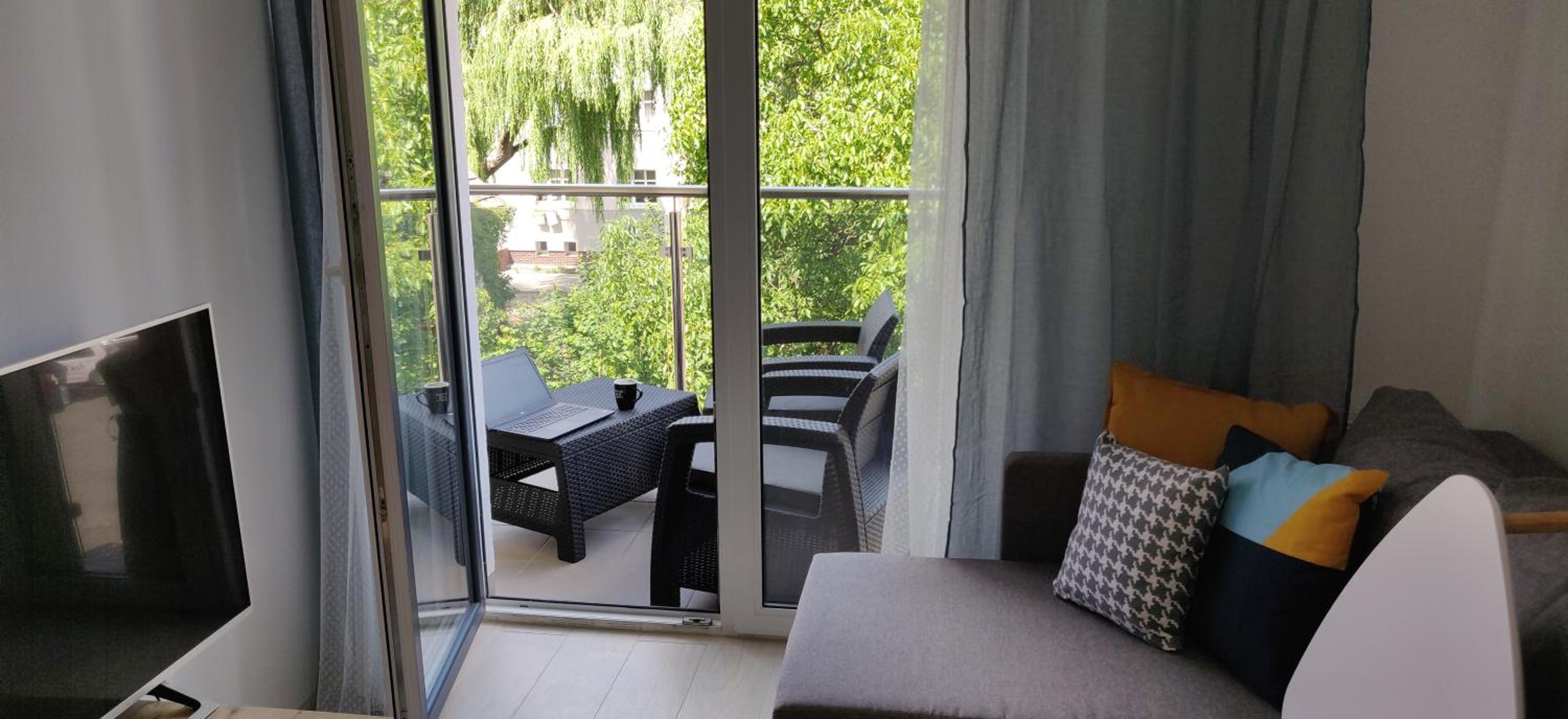 One-Bedroom Apartment - Photo 1