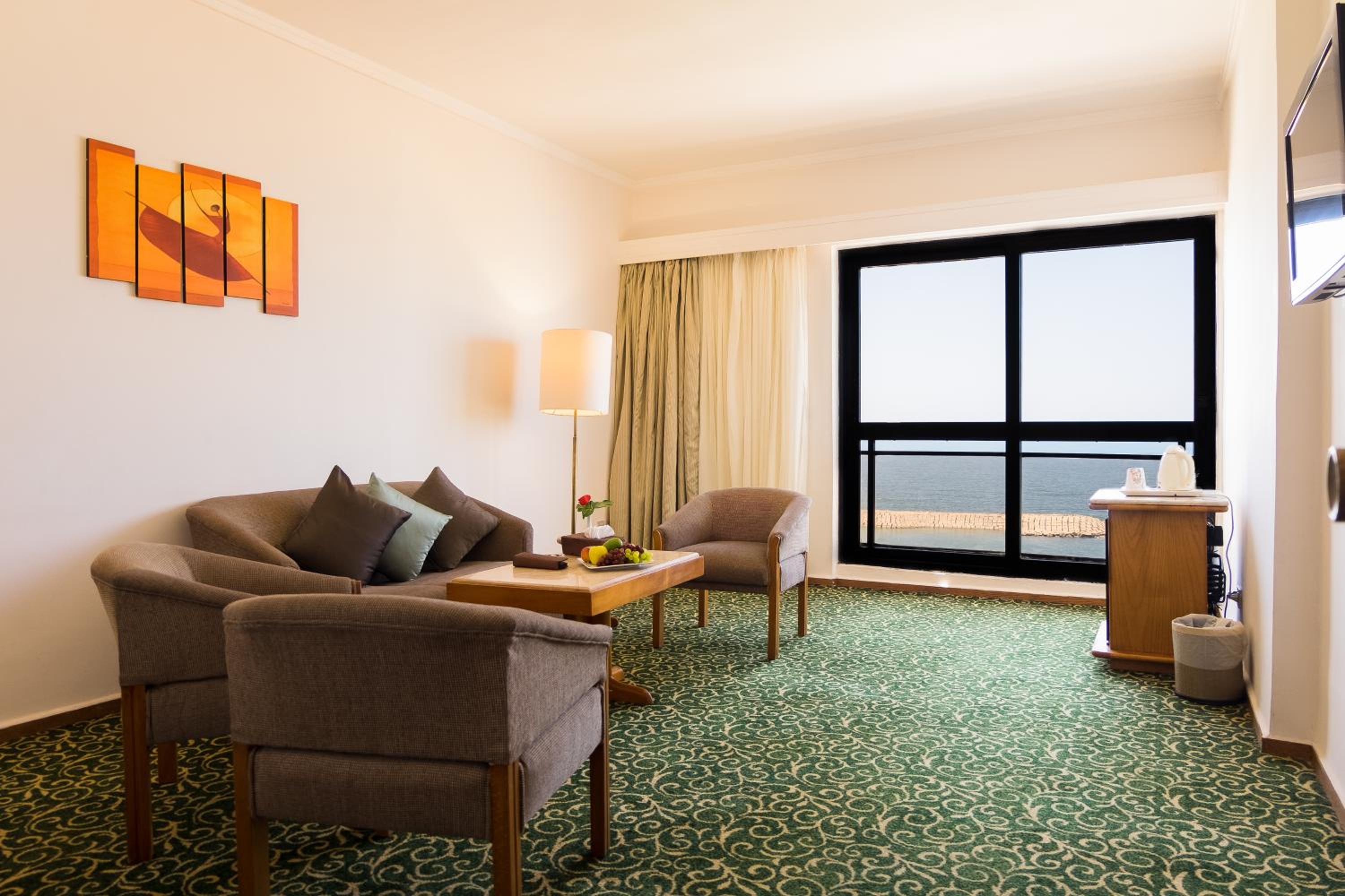 Super Deluxe Suite photo 2