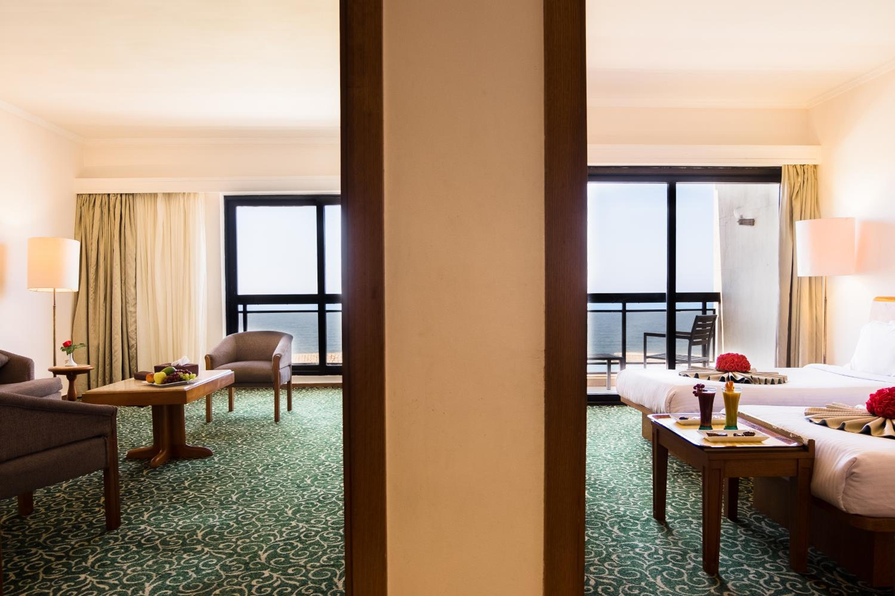 Super Deluxe Suite photo 3