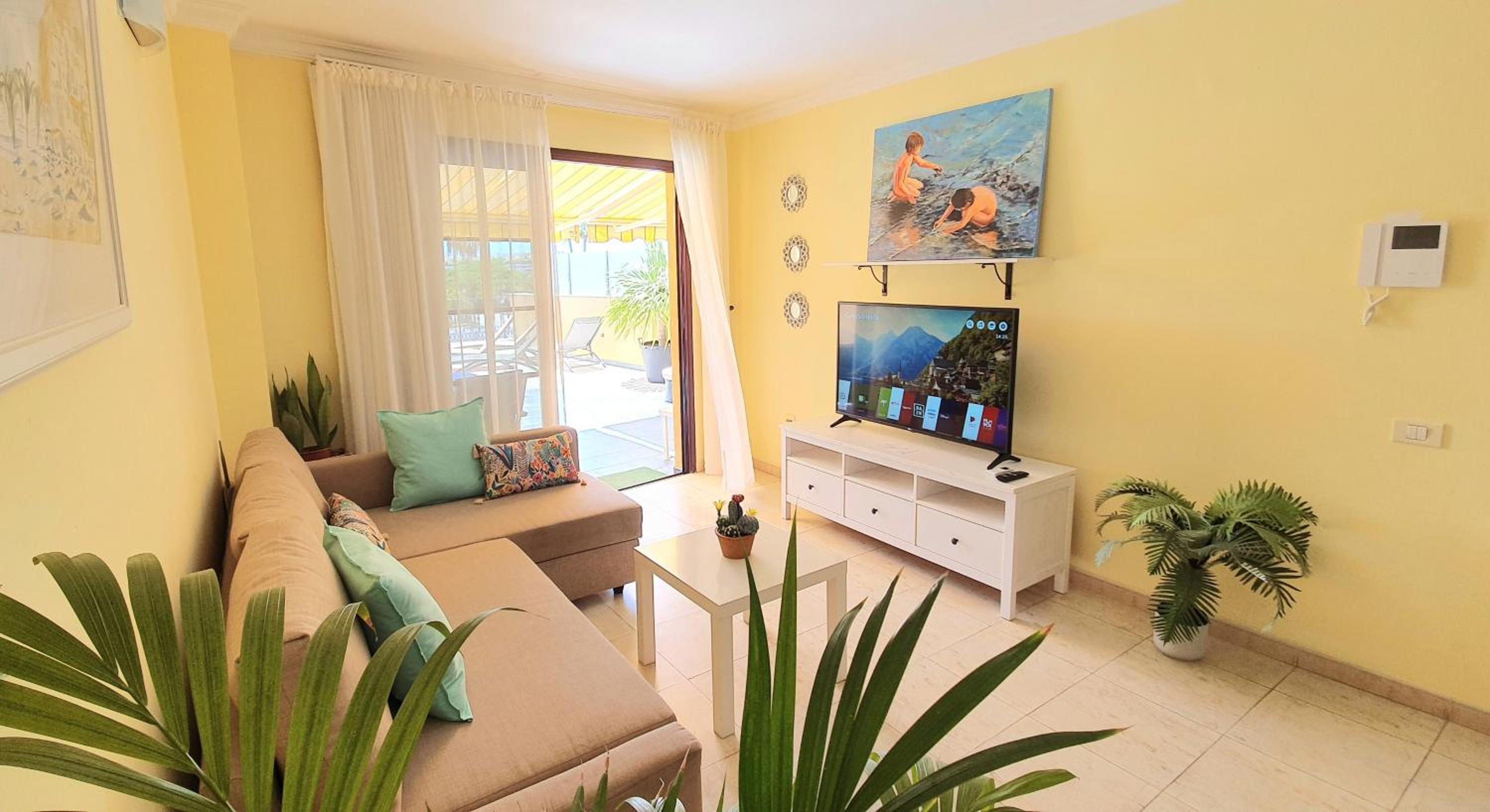 Apartamento de dos habitaciones con vista al mar (4 adultos)