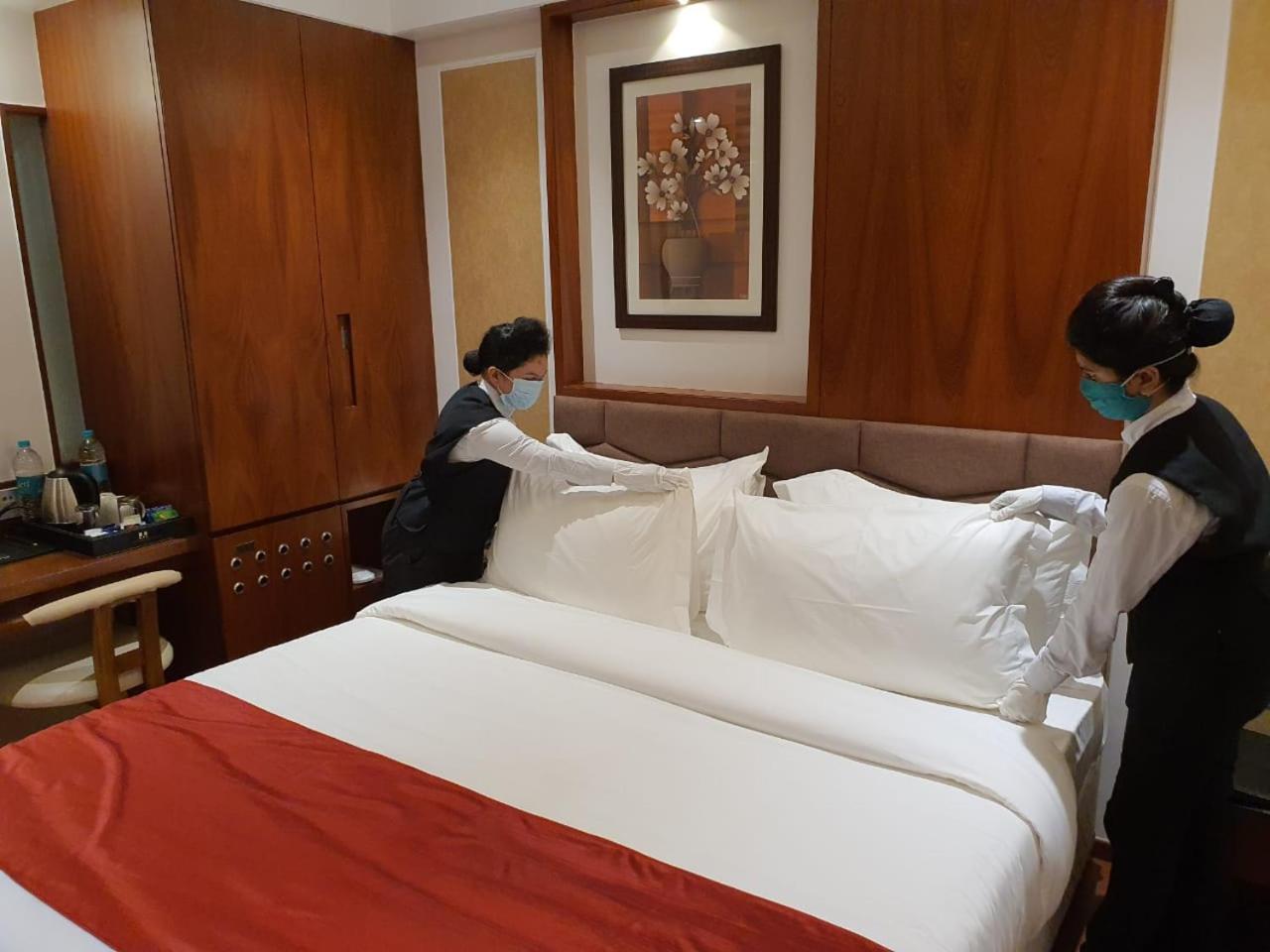 Deluxe Double Room - Photo 10