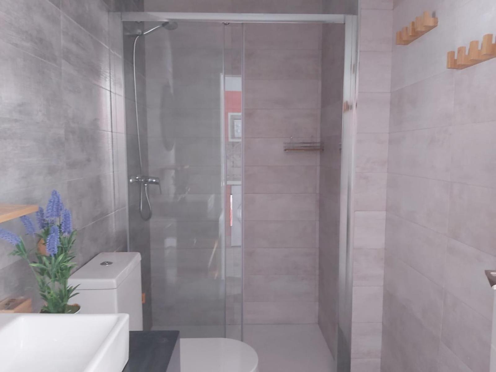 One-Bedroom Apartment - Photo 15