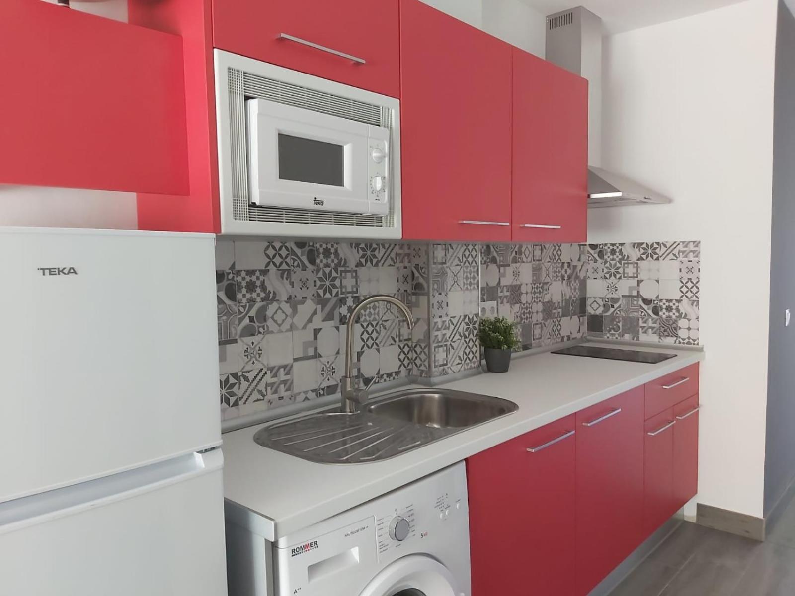One-Bedroom Apartment - Photo 13