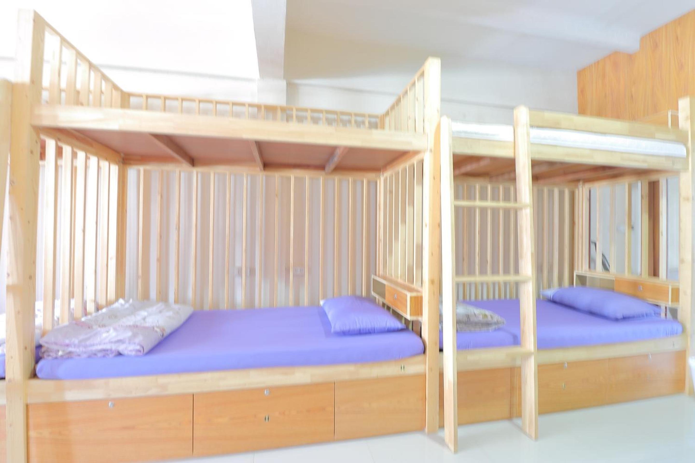 Bed in 10-Bed Mixed Dormitory Room photo 3