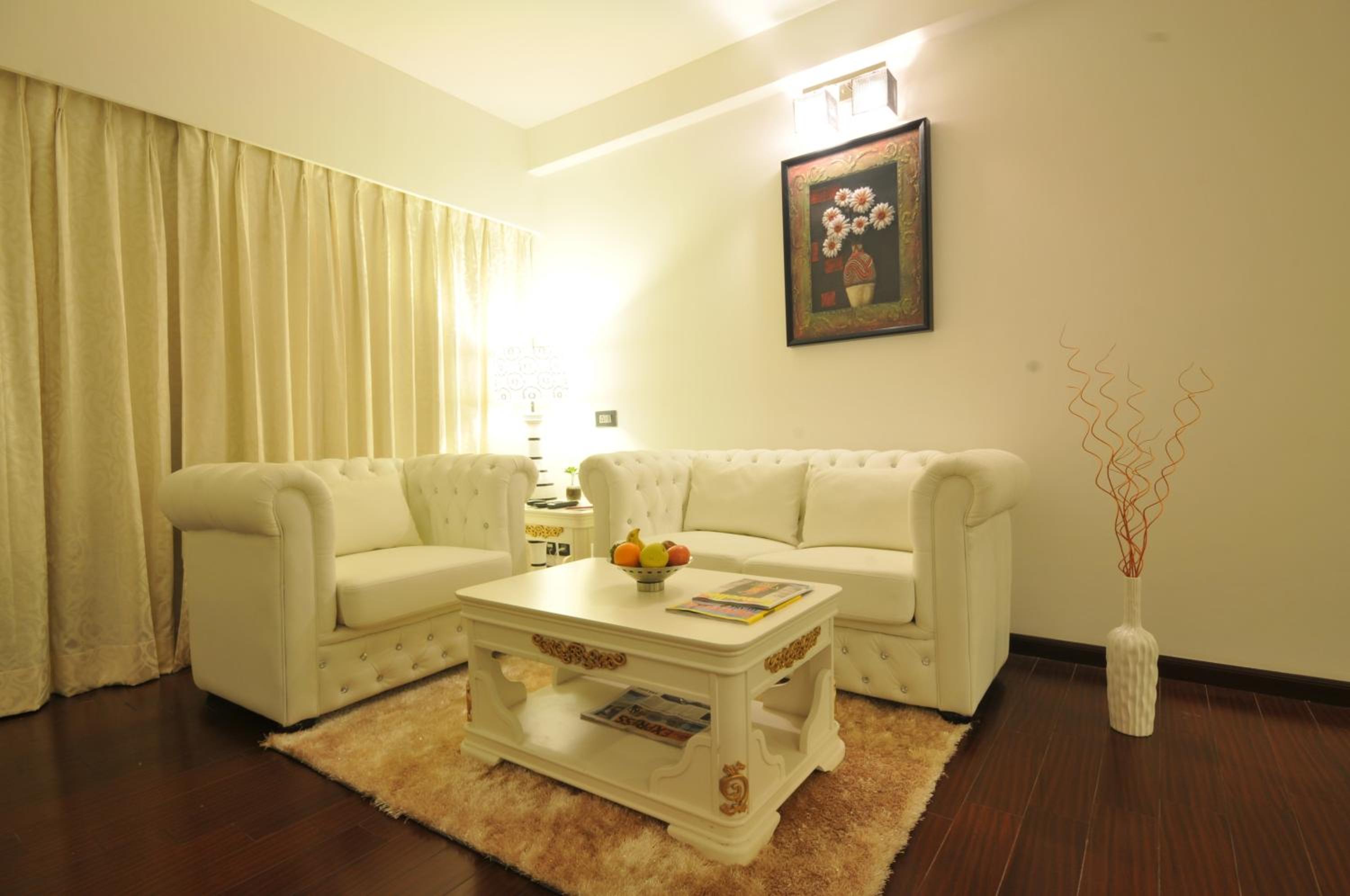 Hazel Suite photo 3