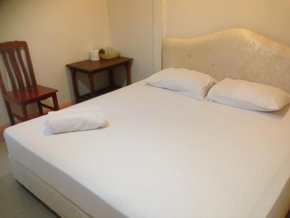 Double Room - Photo 2