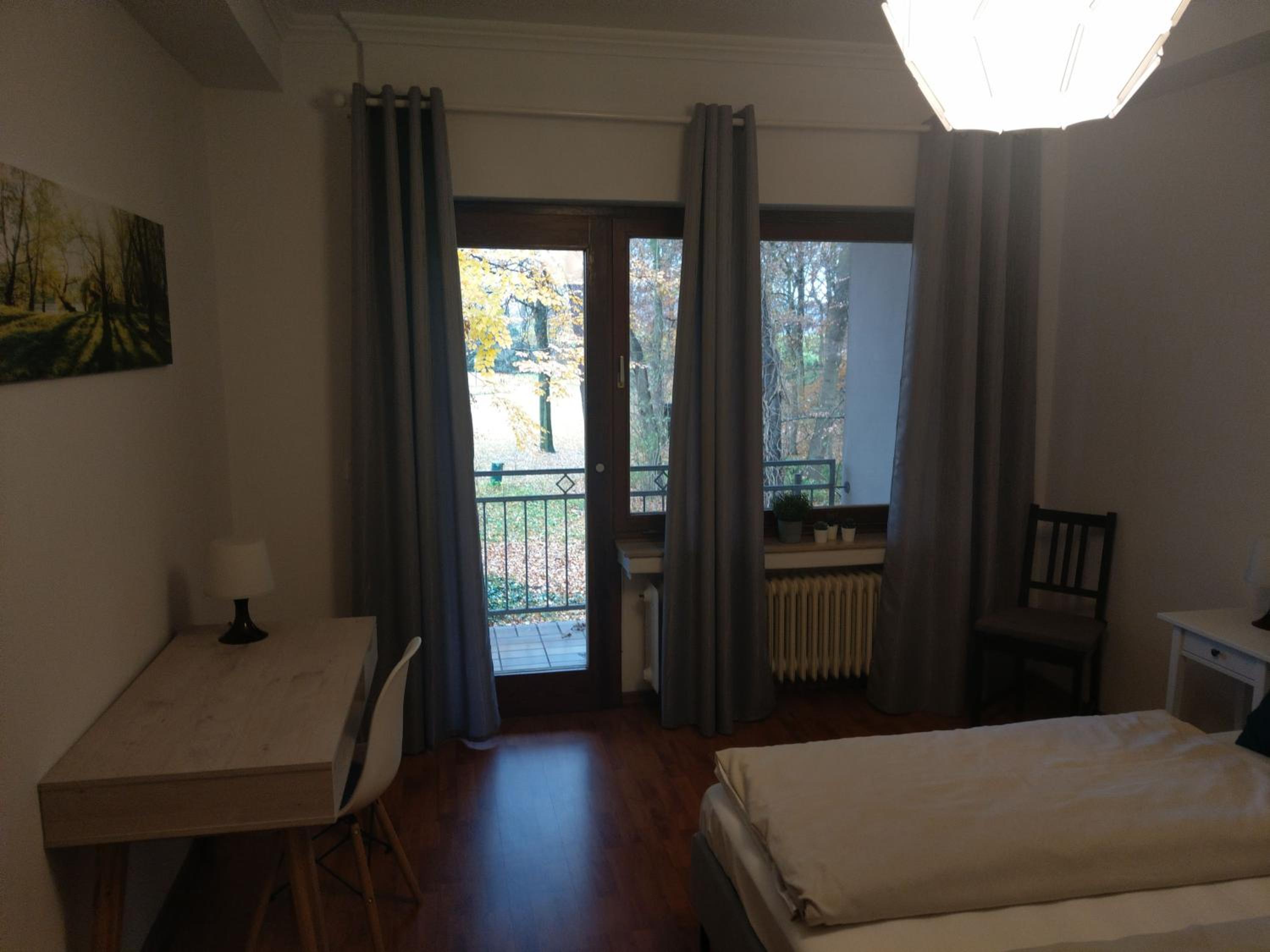Apartment photo 2
