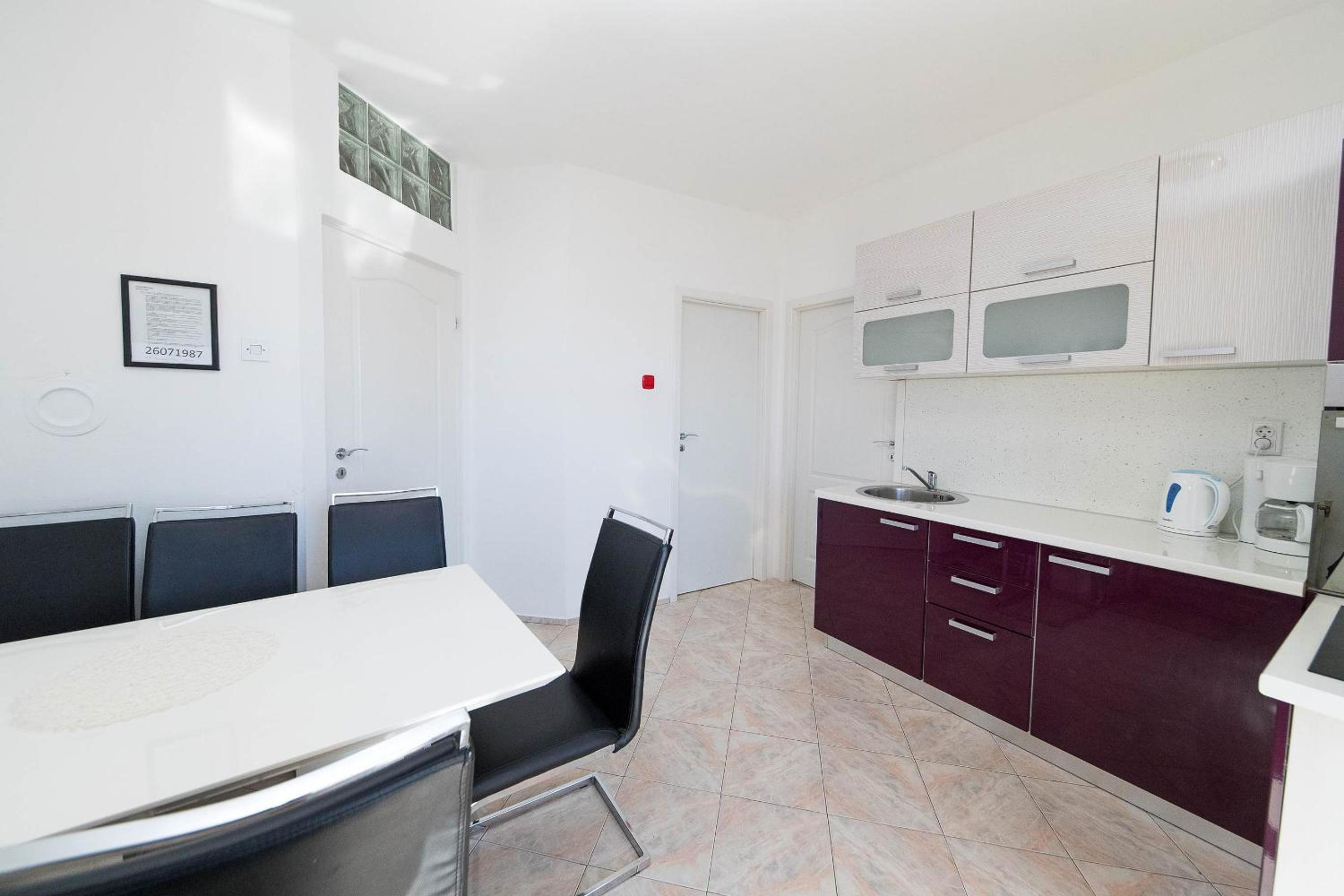 Three-Bedroom Apartment photo 2