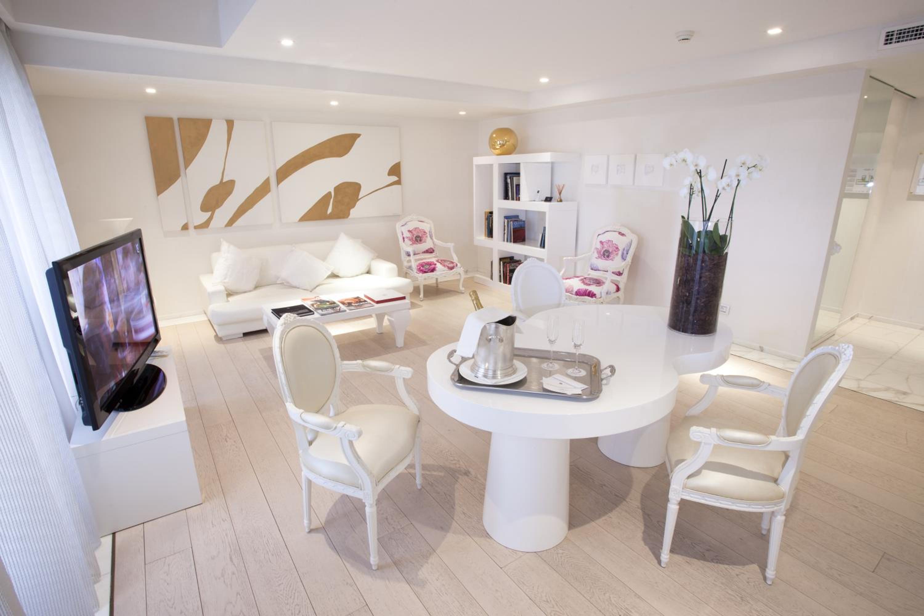 Suite en Duplex – Accès Gratuit au Spa photo