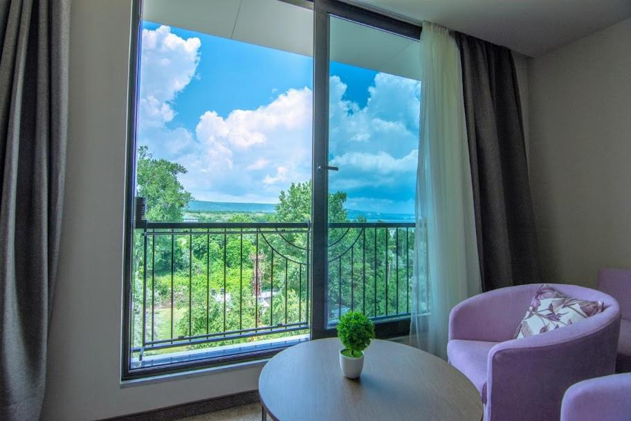 Triple Room (3 Adults + 1 Child) - Photo 3