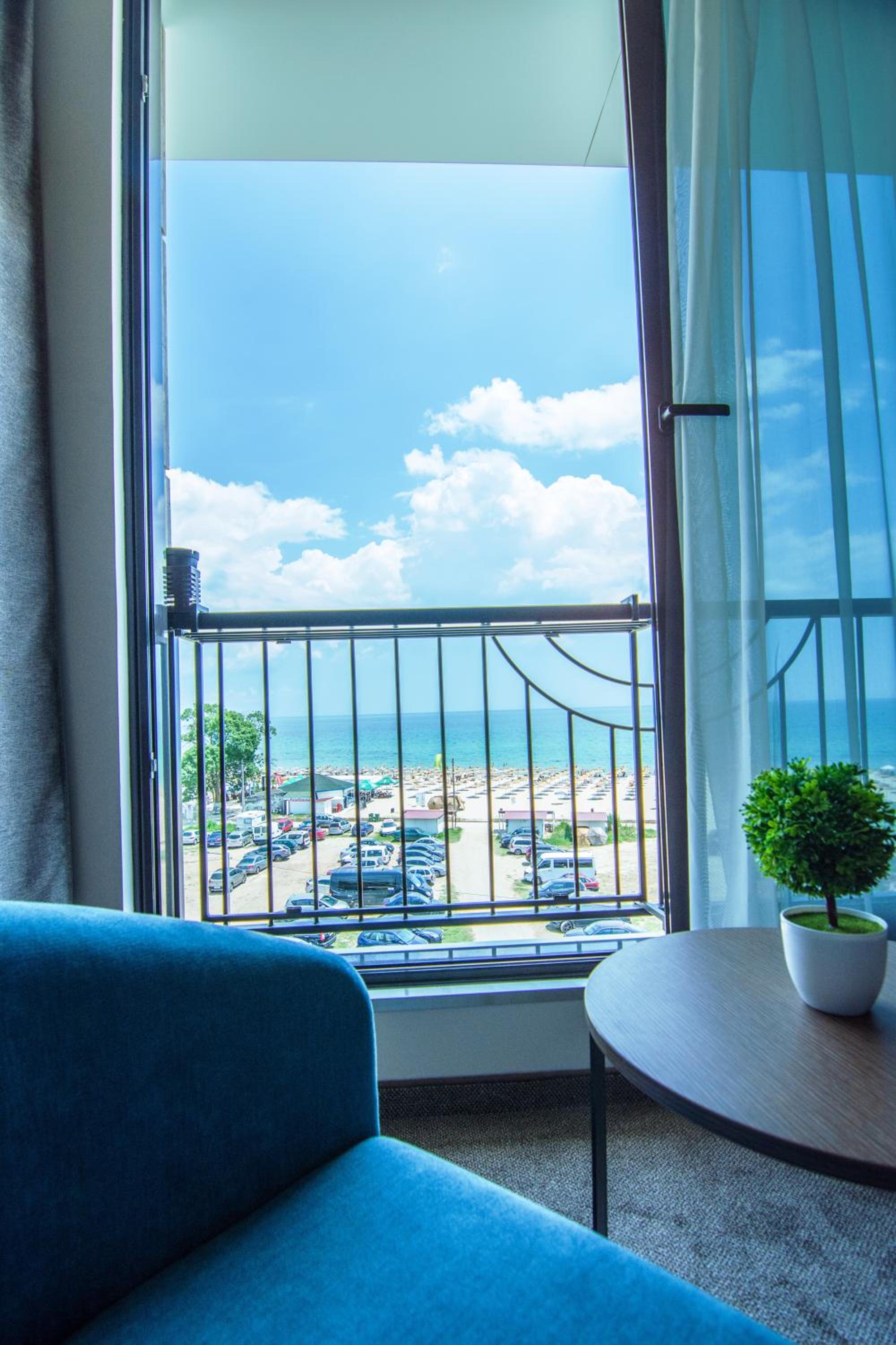 Deluxe double room with Front Sea View - Photo 2