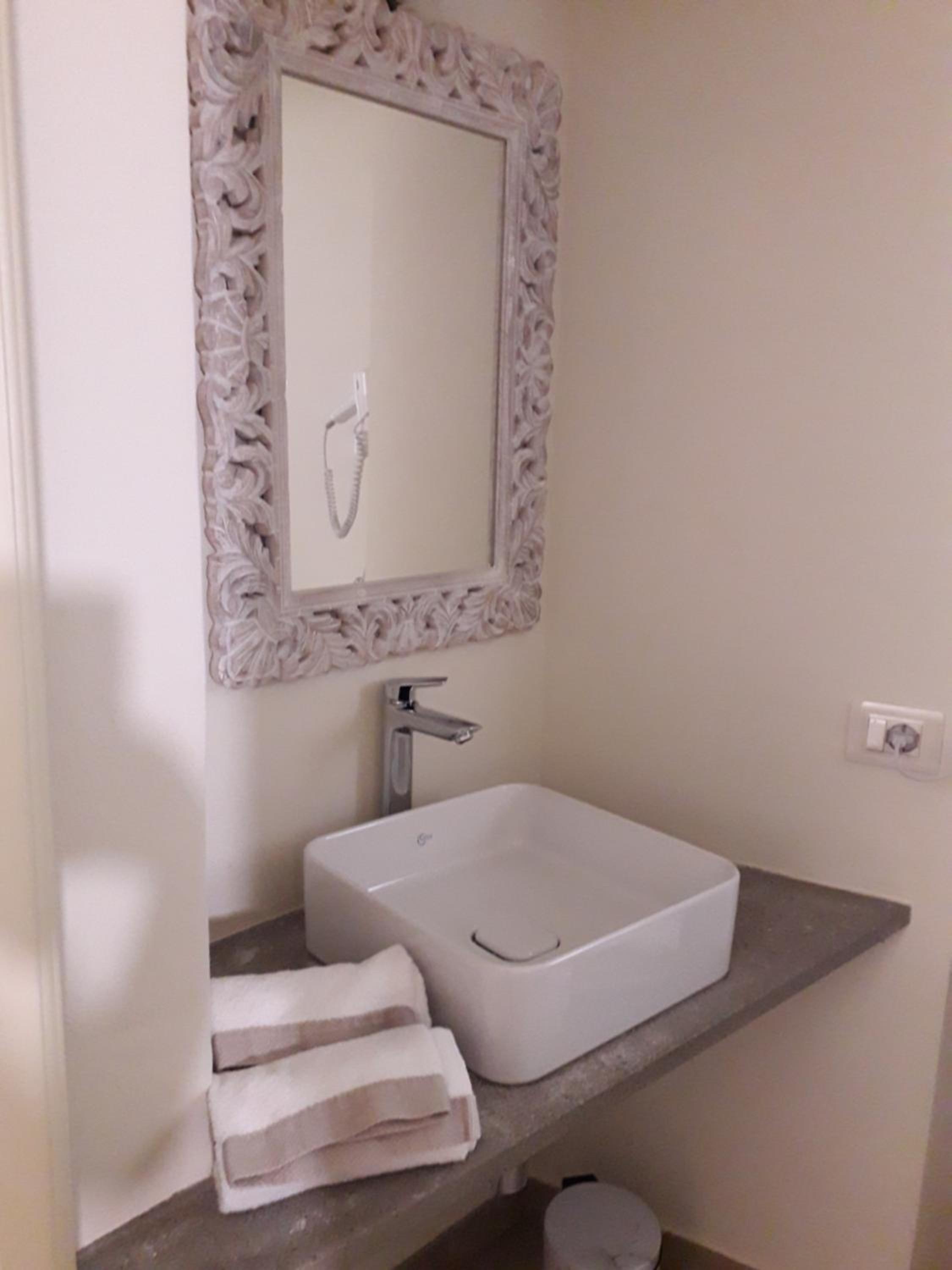 Suite with Balcony photo 2