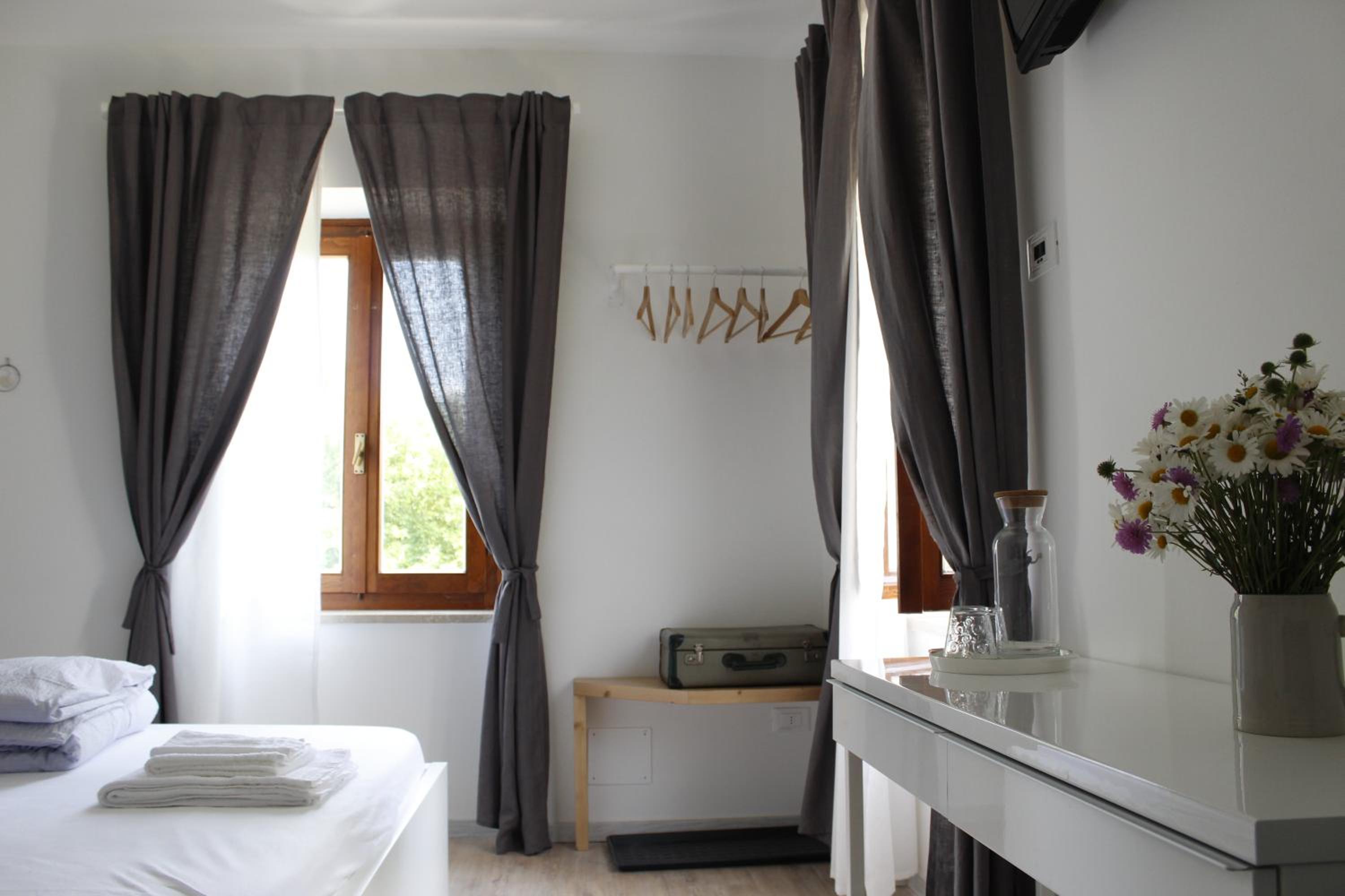 Double Room with Private Bathroom photo 2