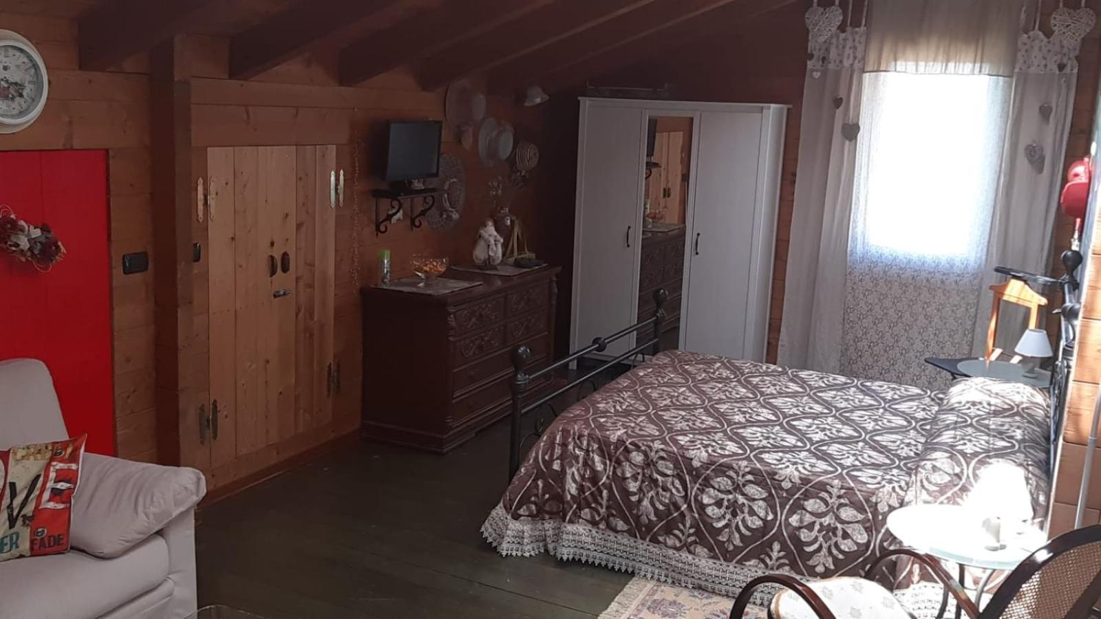 Double Room with Extra Bed - Photo 3