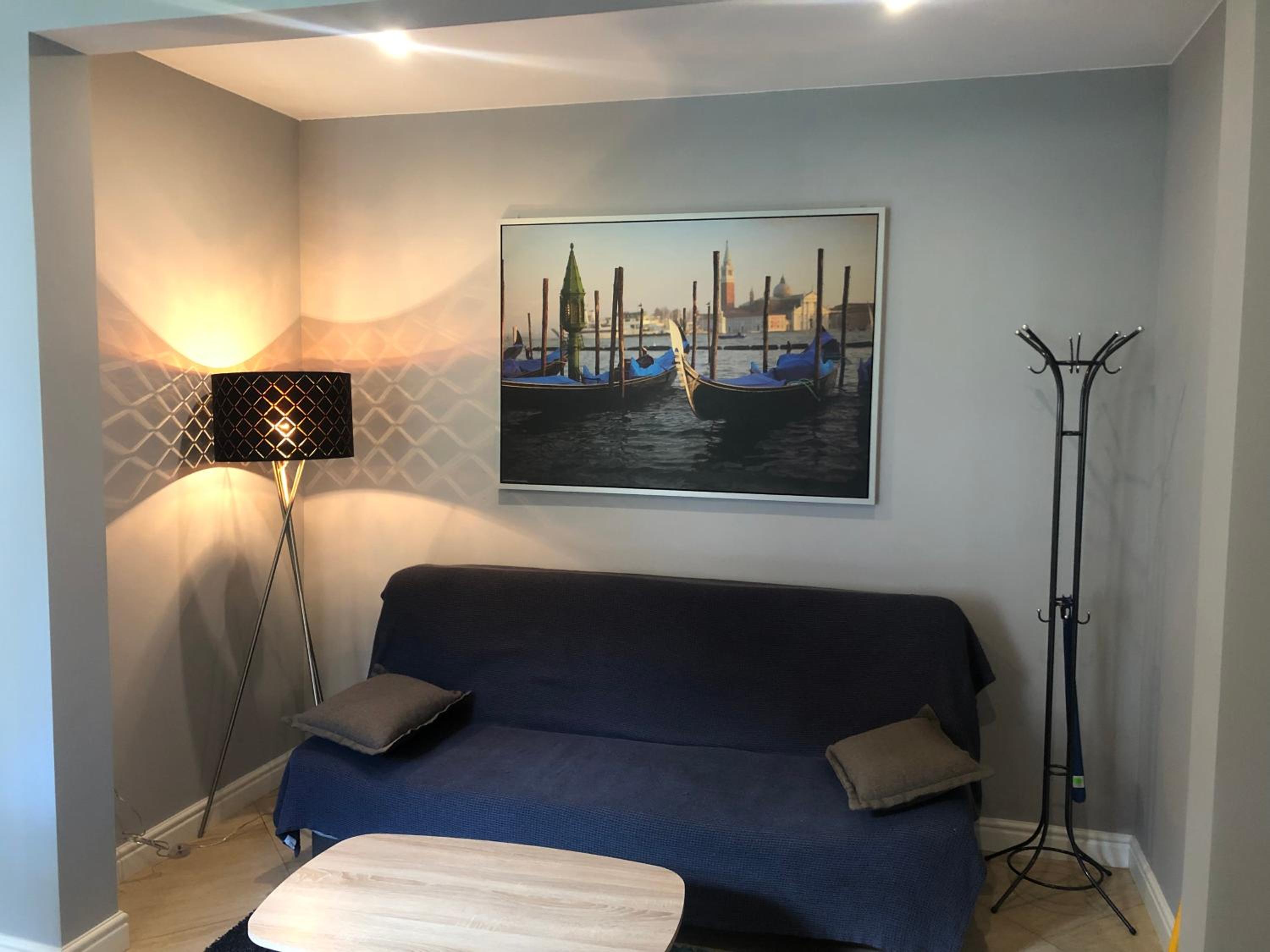 Studio Apartment photo 1