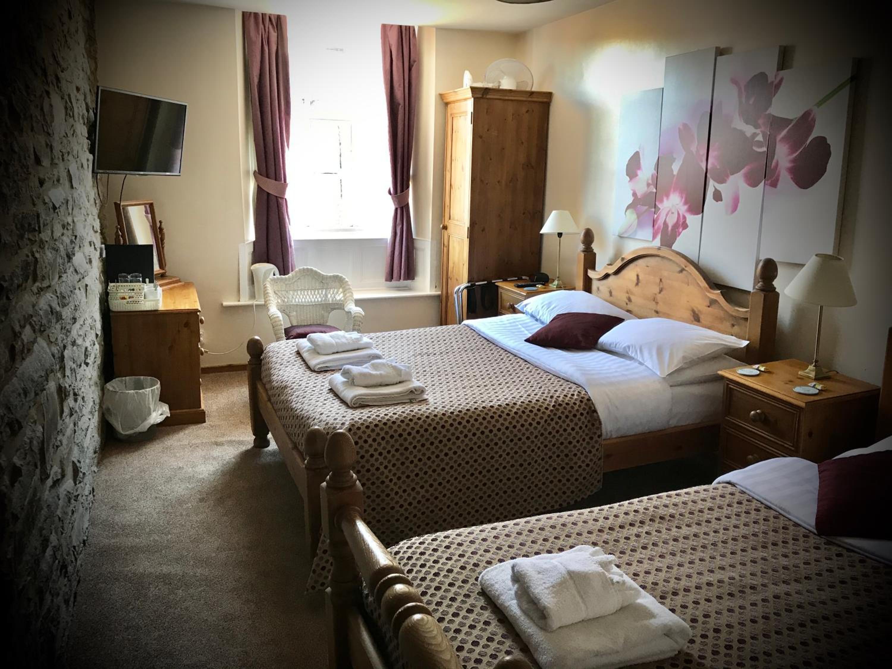 Double or Twin Room photo 2
