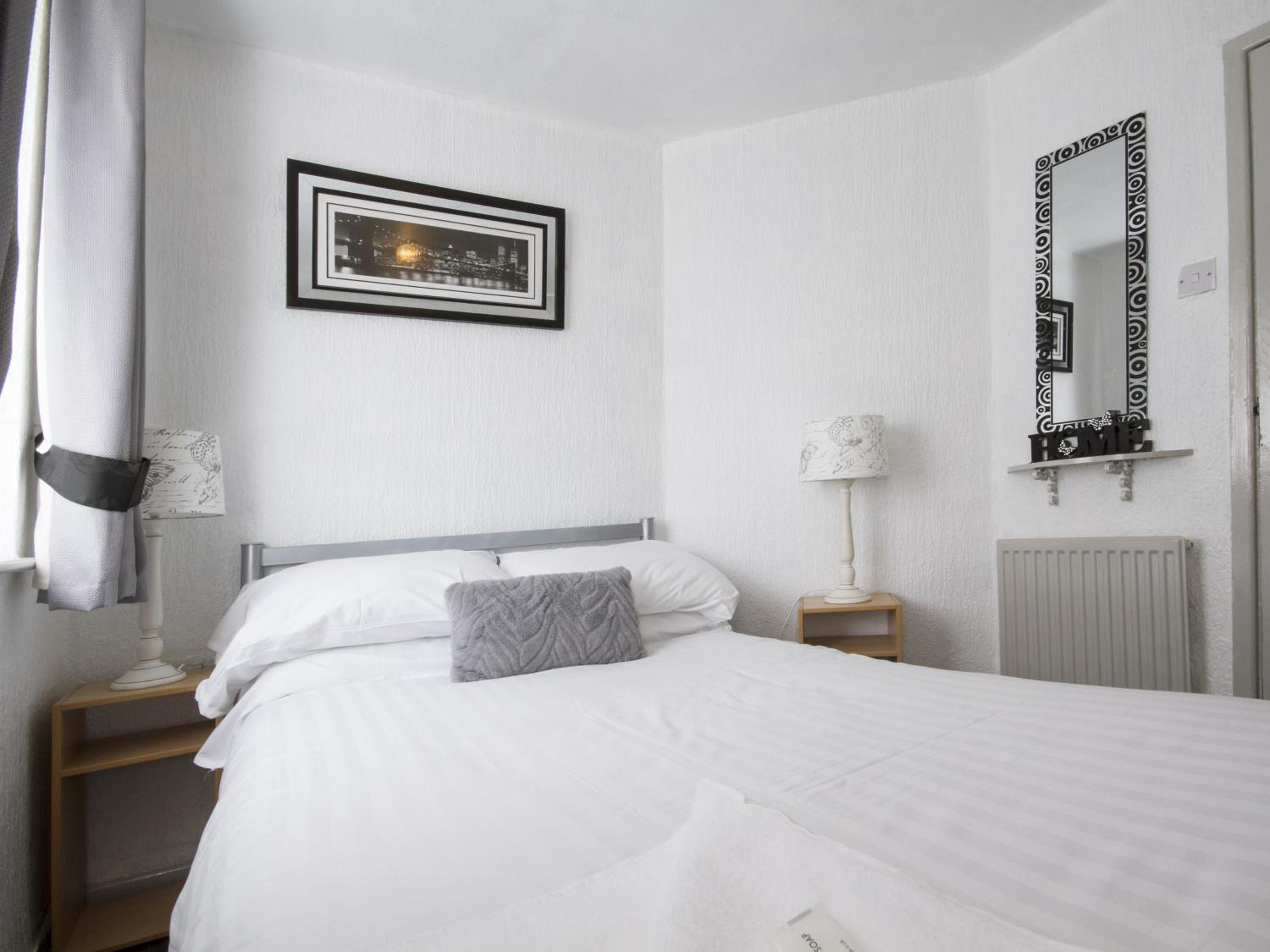 Double Room With Private Bathroom