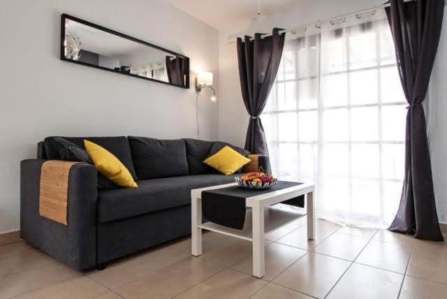 One-Bedroom Apartment - Photo 13