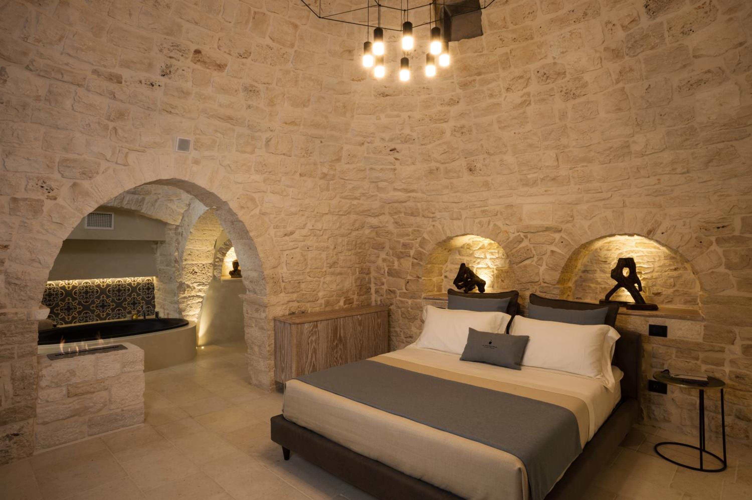 King Room with Spa Bath - Photo 19