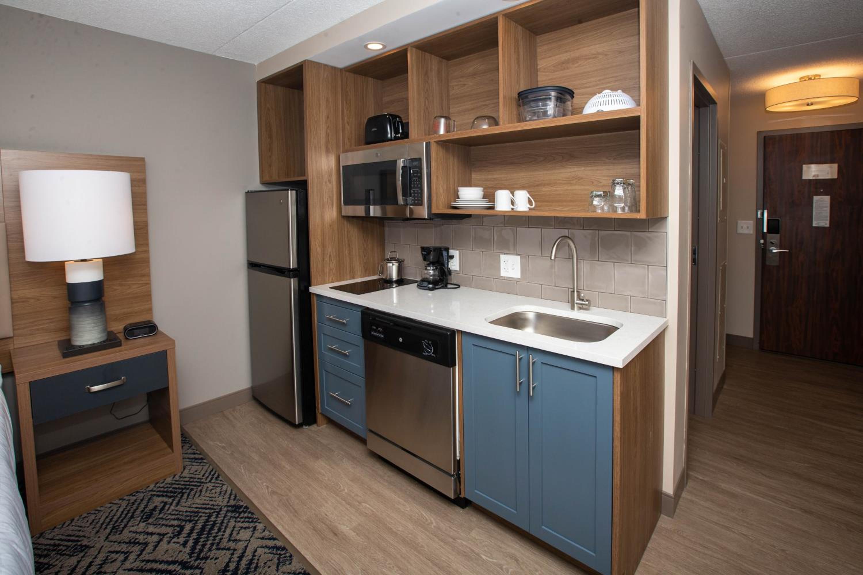 King Studio Suite - Photo 2