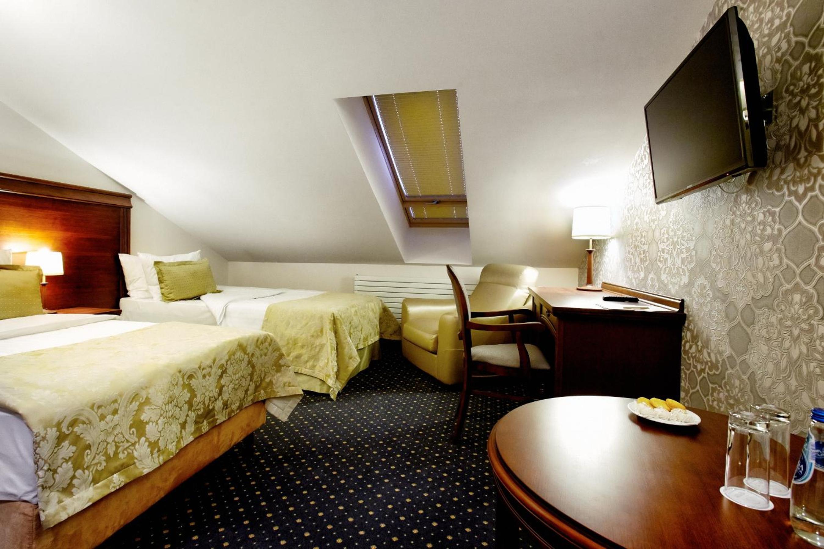Triple Room - Photo 5