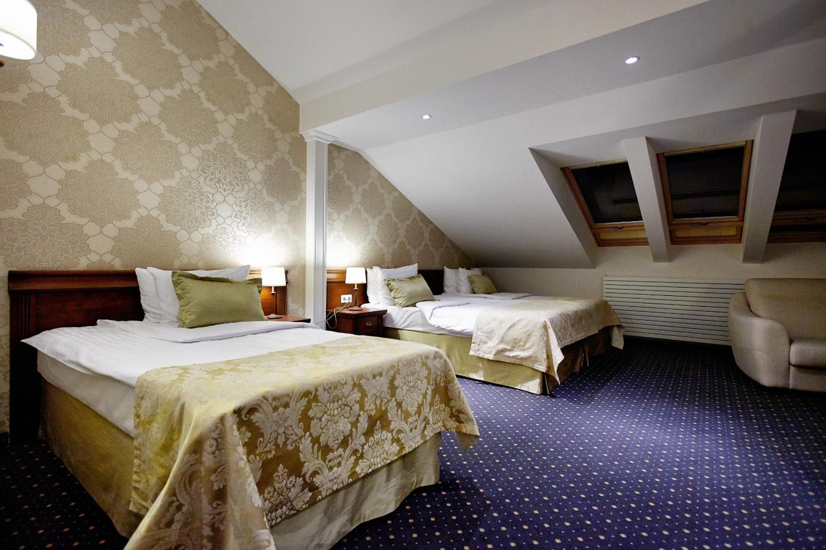 Triple Room - Photo 7